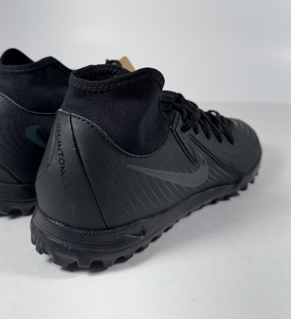NIKE Phantom Luna 2 Academy Turf Soccer Shoes Black Women’s 8 *NEW* FJ2566-002