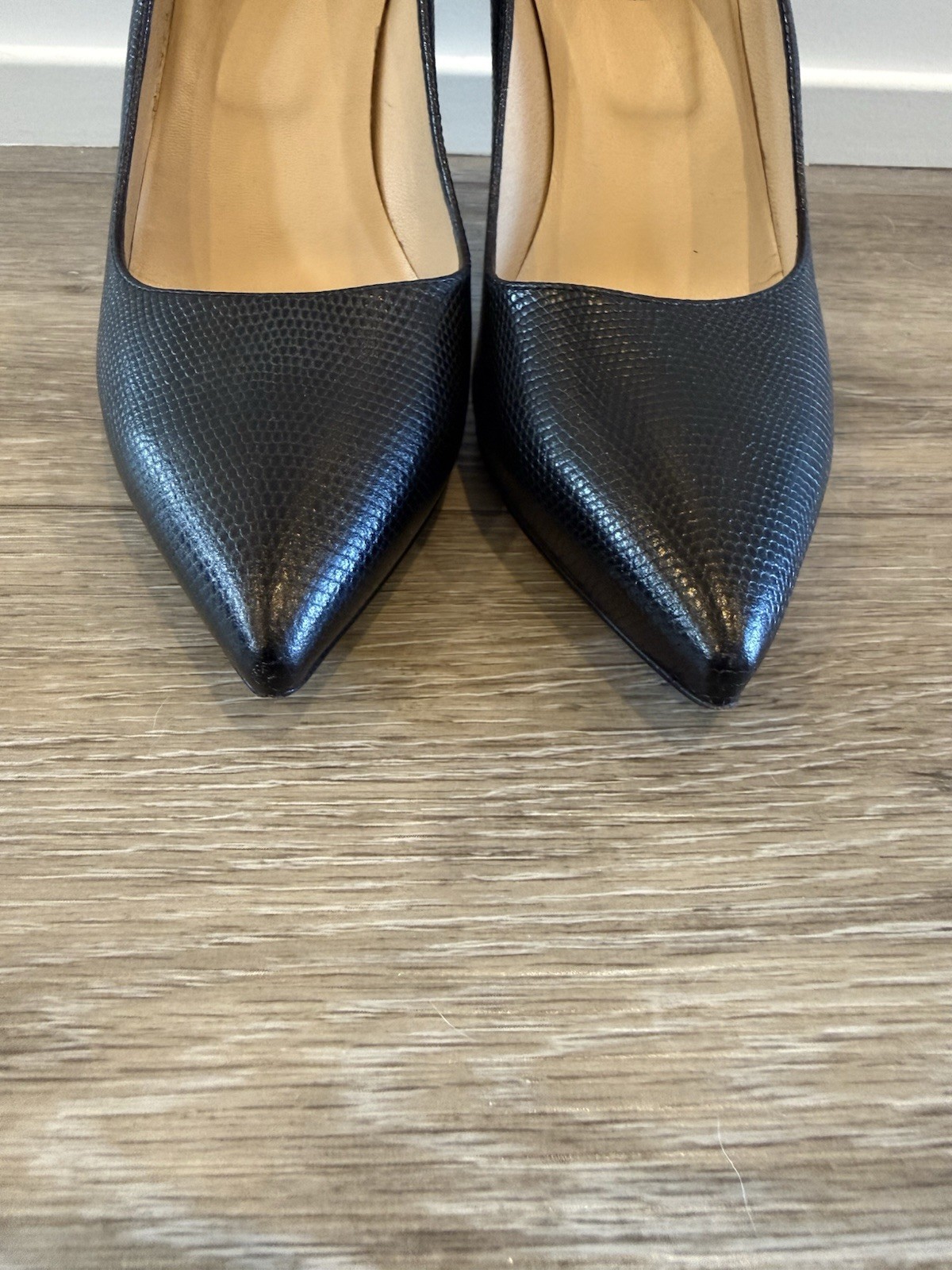 Longchamp Black Textured Leather Pumps Size: EU 36.5 / US 6.5
