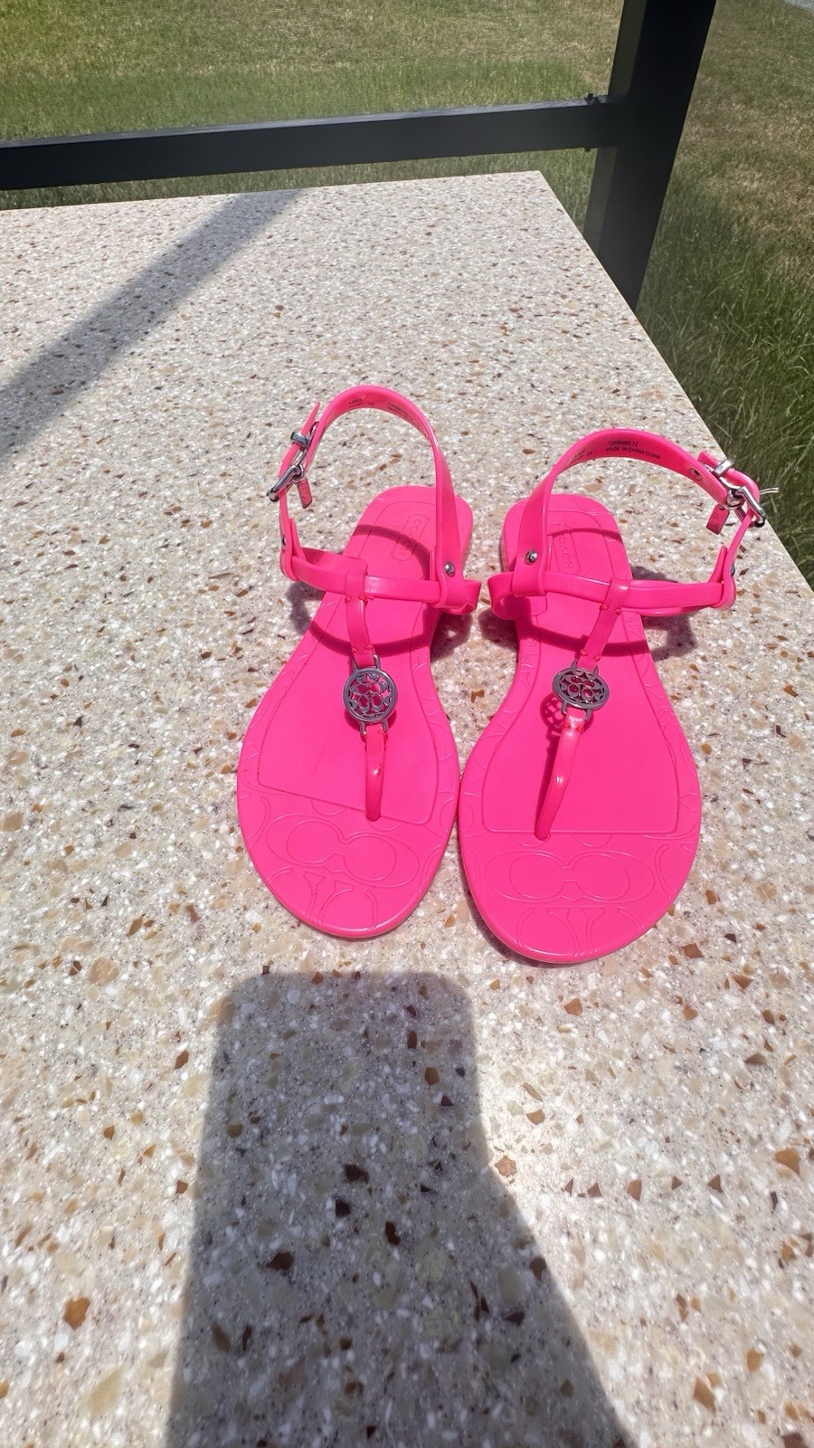Coach Pier jelly thong sandals Size 5B