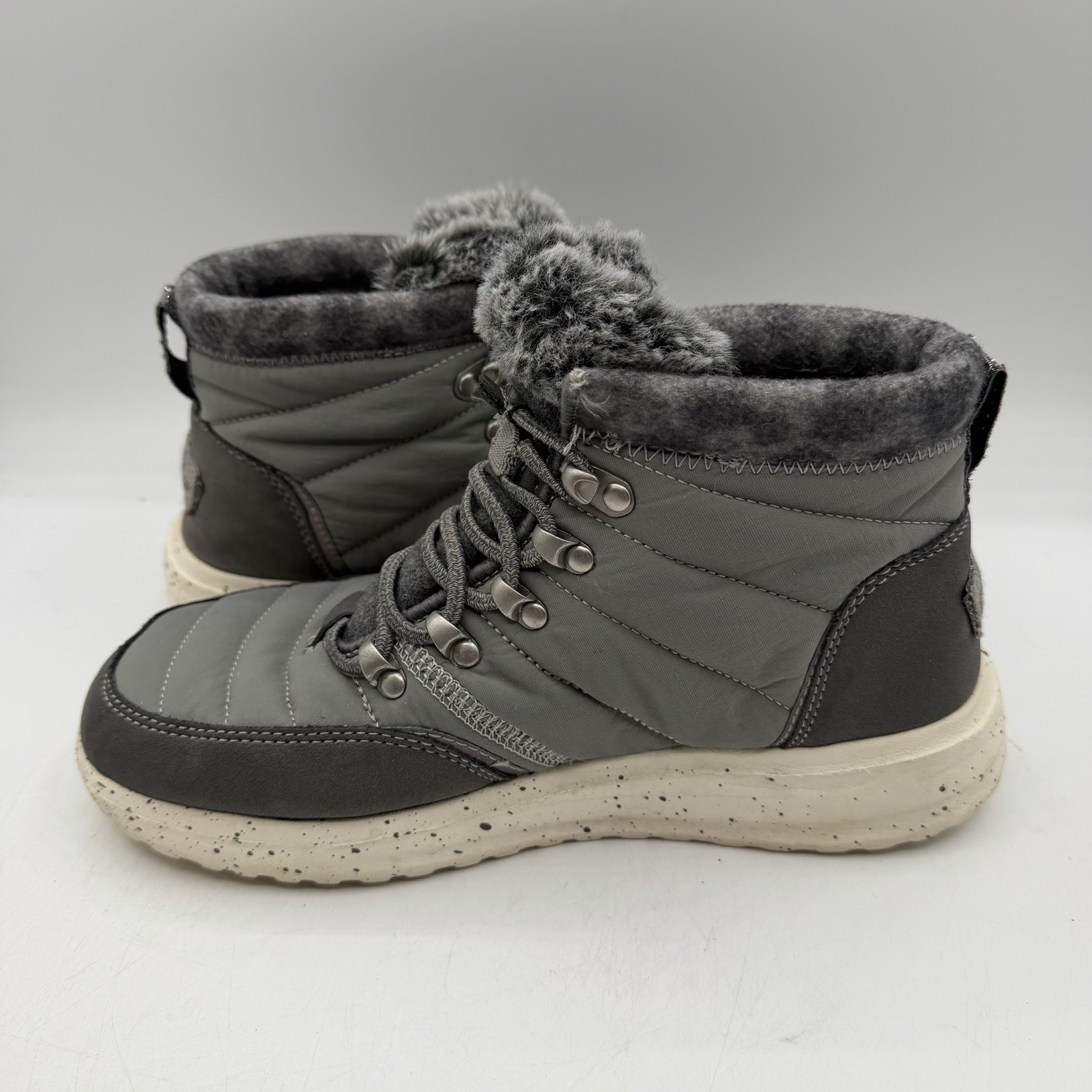 Hey Dude Brandy Boots Womens Sz 7 Grey Pull On Lined Ankle Booties