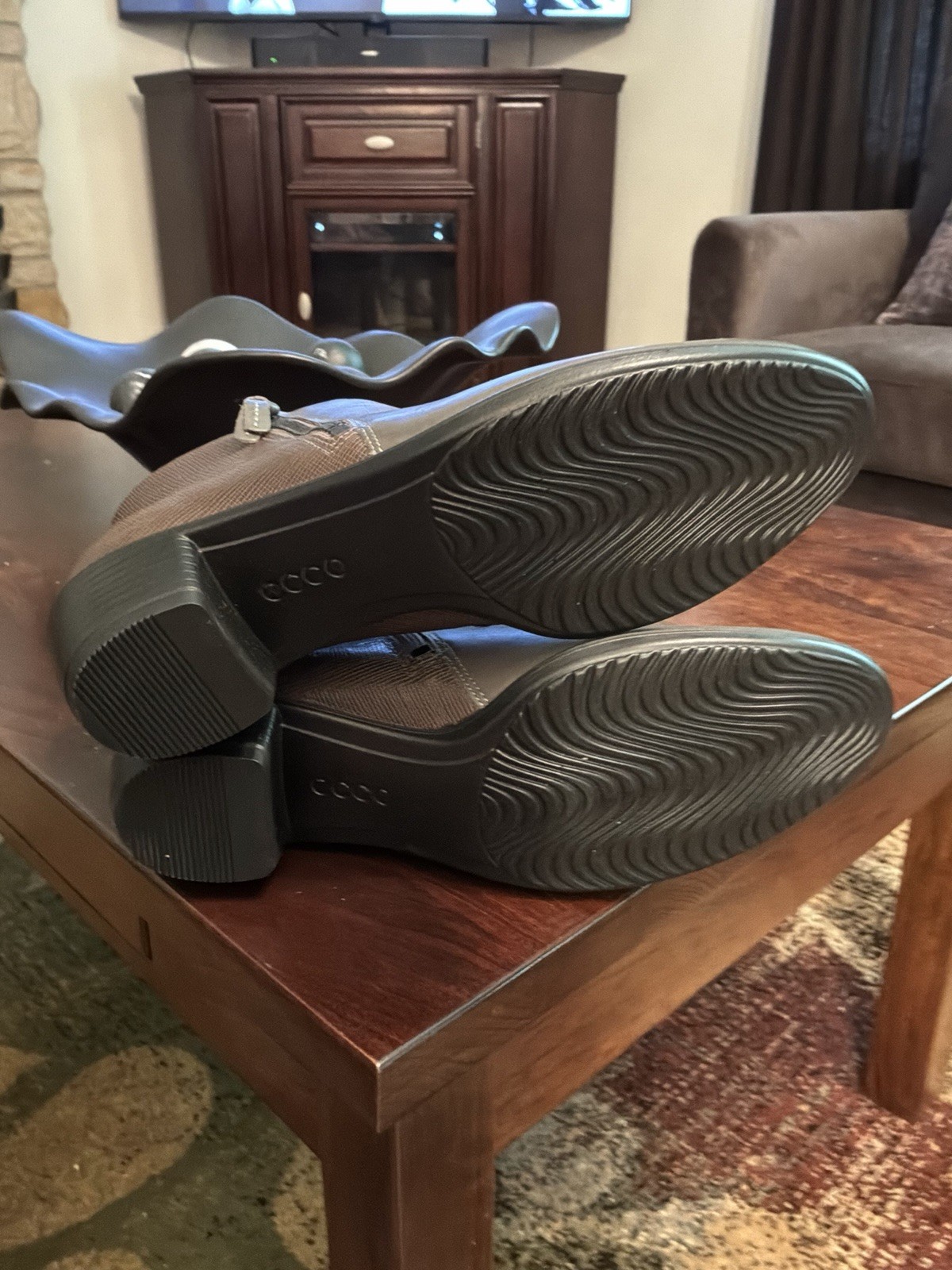 New Ecco touch 36 warm grey leather boots. Sz40. RT$179.