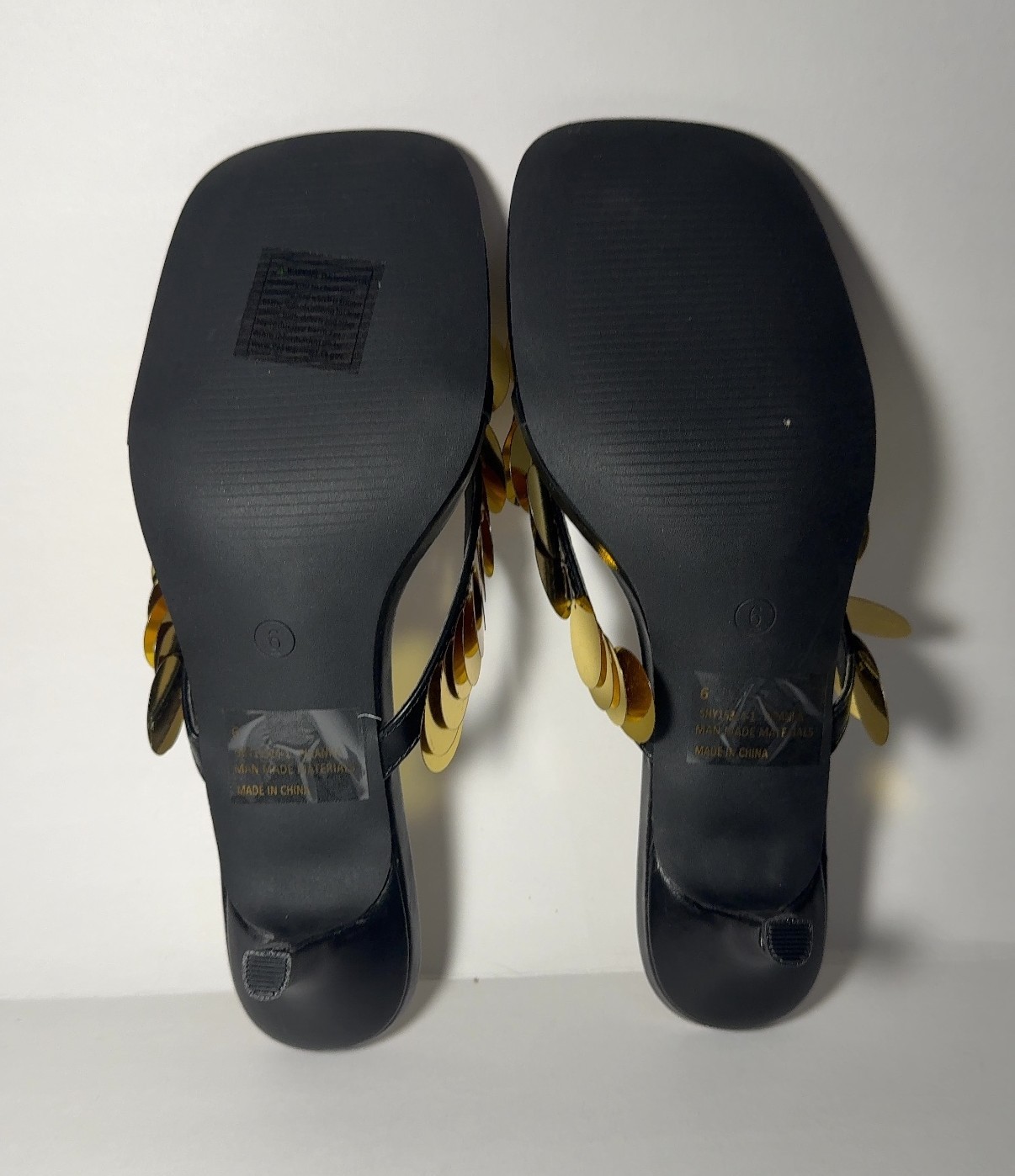 Fashion Nova Piranha Black Gold Sequin Kitten Heel Sandals Size 6