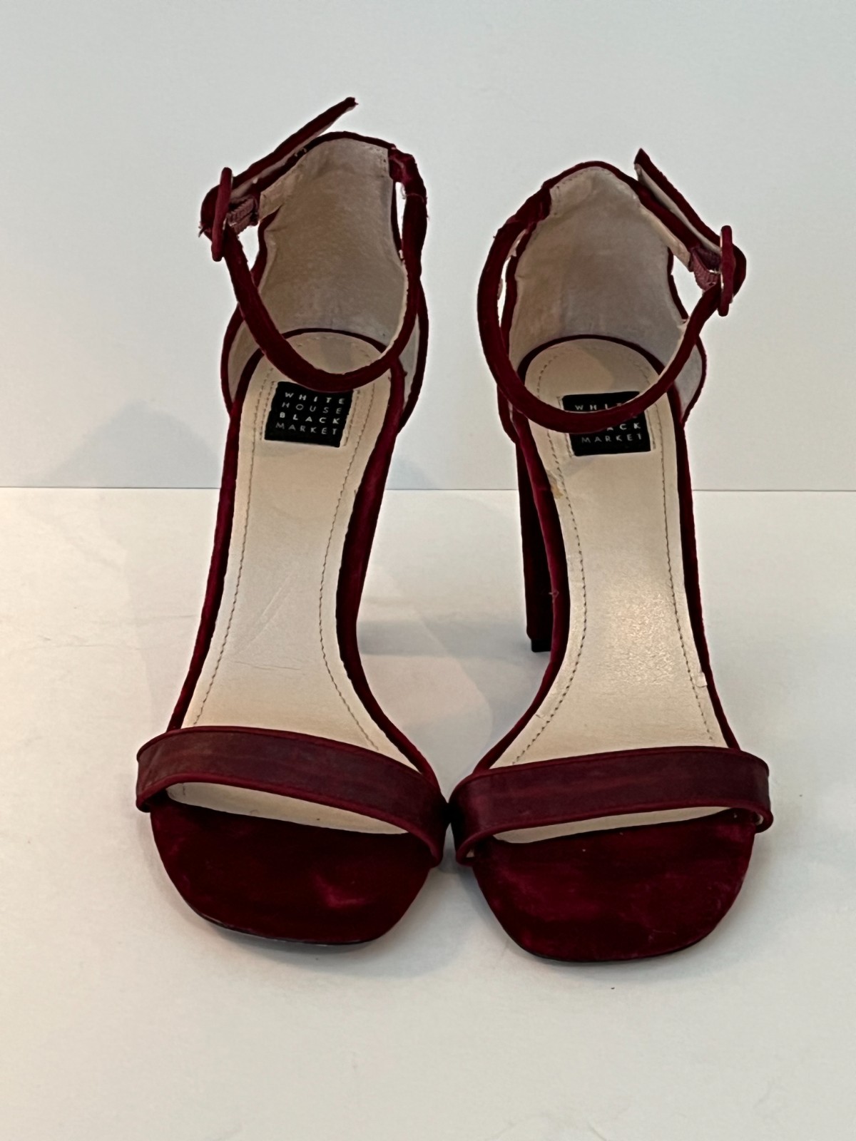 White House Black Market Maroon Velvet 3.25″ Block Heels Ankle Strap Womens 6.5M