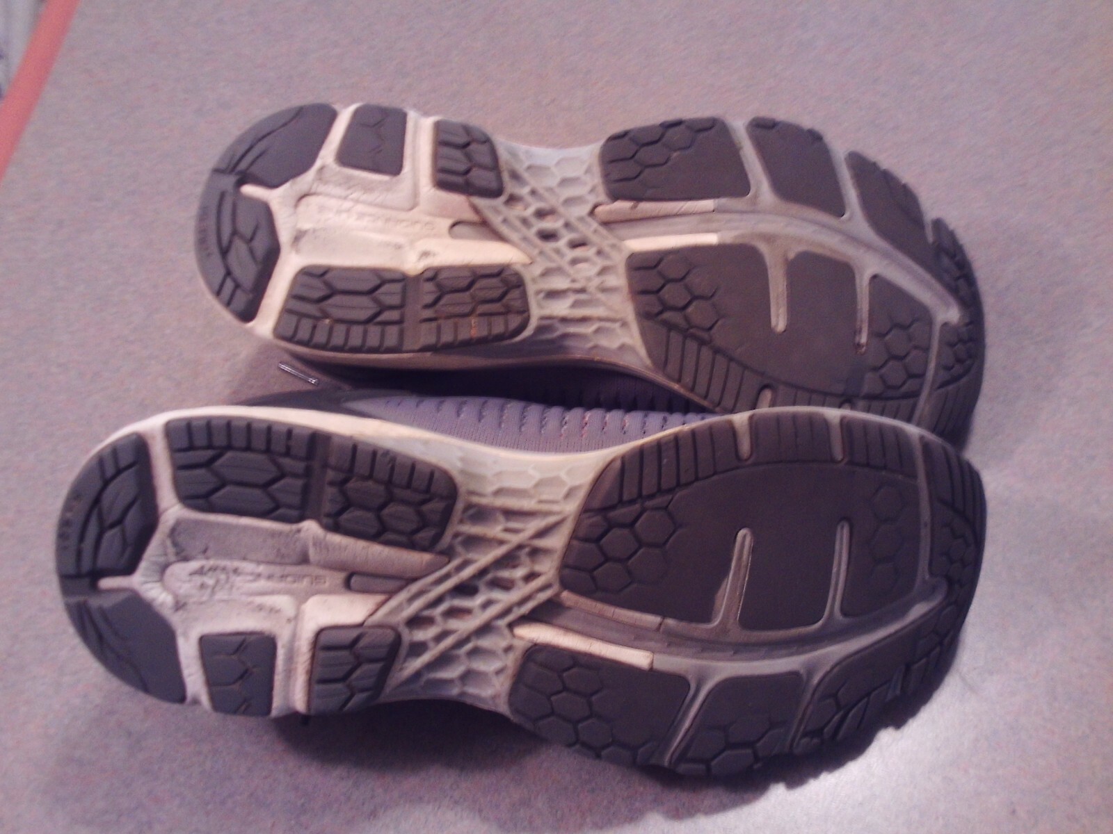 Asics Womens Gel Kayano 25 1012A026 Gray Running Shoes Lace Up Low Top Size 9.5
