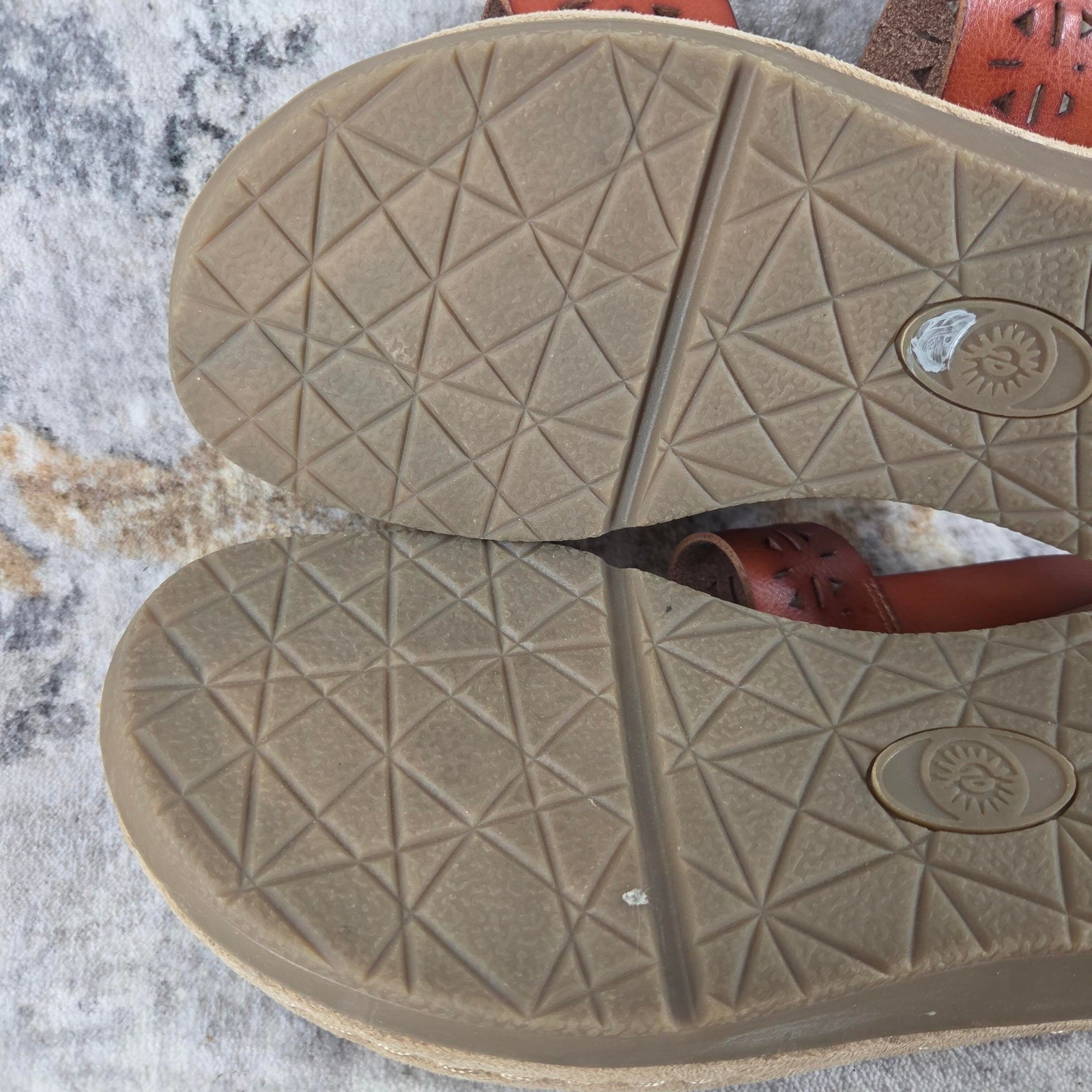 Earth Spirit Wedge Sandals Women 9.5 Cognac Brown Laser Cutout Summer Boho Beach