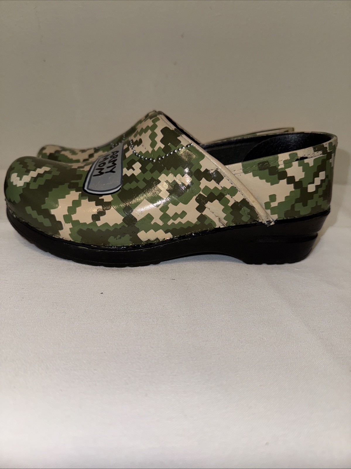 Sanita Clogs Army Mom Dog Tags Camo Size 8 Custom Signed Original Danish Clog