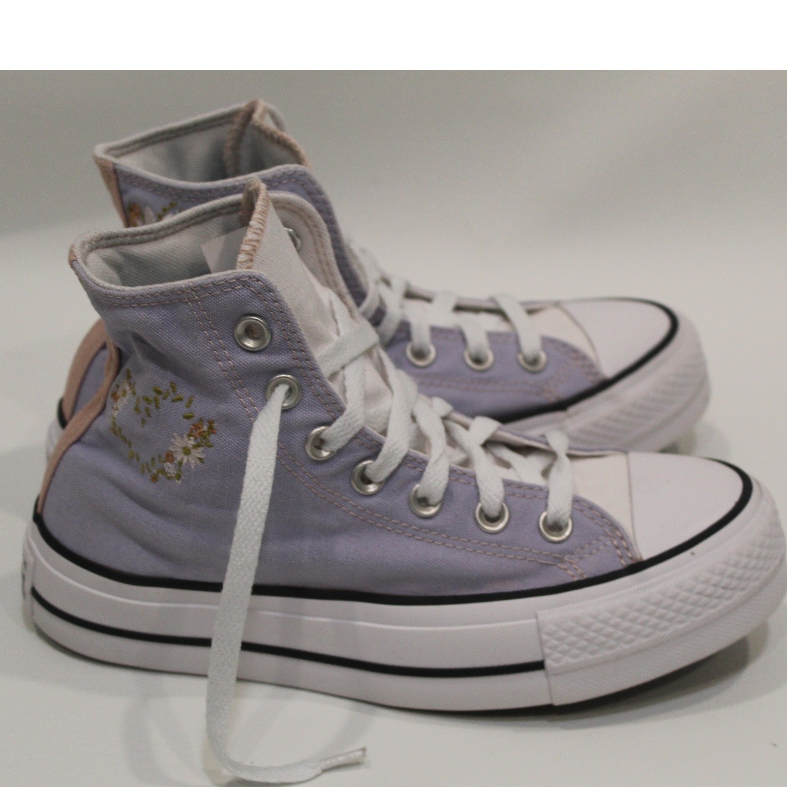 Converse Chuck Taylor All Star Platform Embroidered Floral High Top Womens 6.5