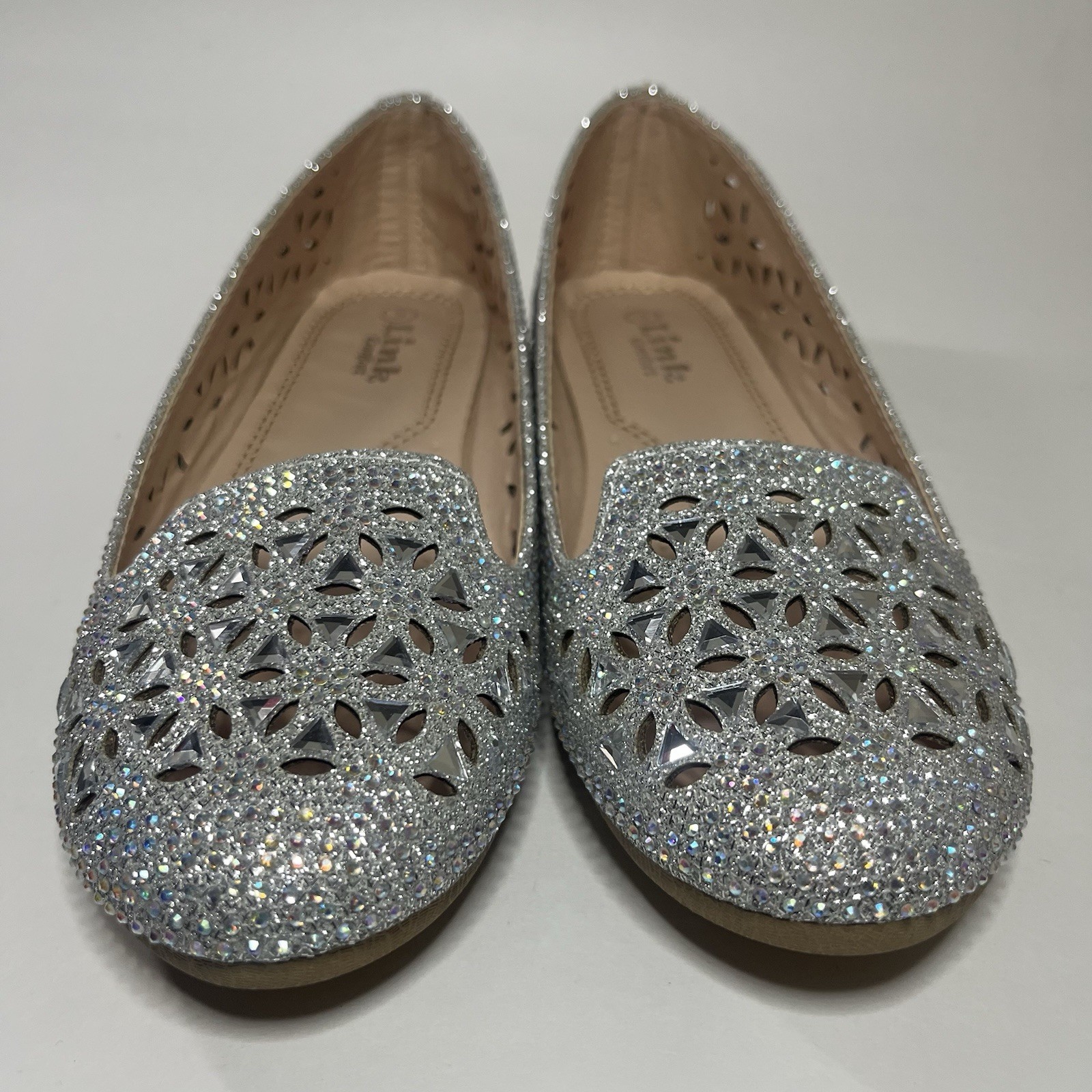Link Silver Glitter Cut-Out Slip On Flats Round Toe Synthetic Shoes for Women