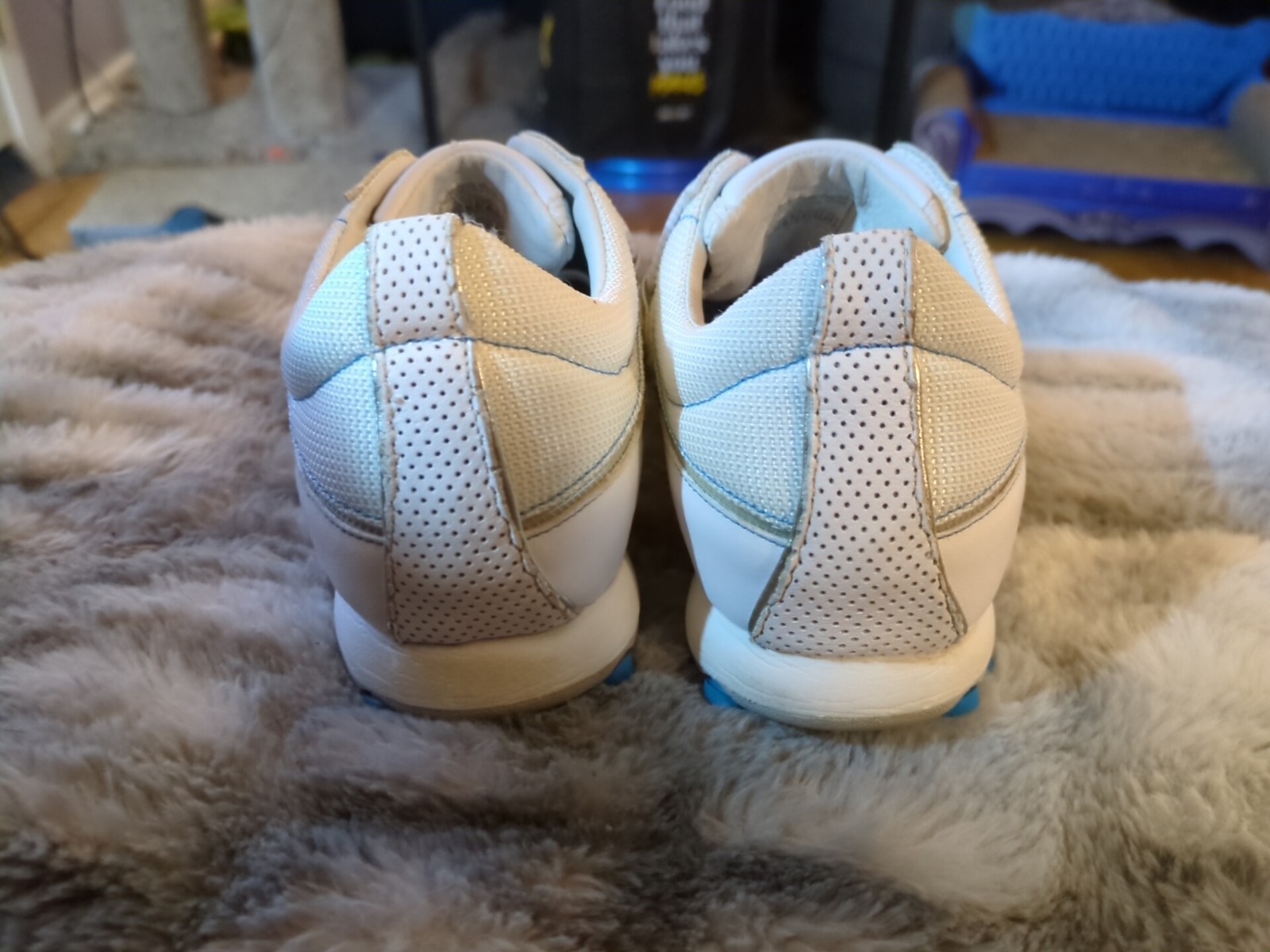 Womens MICHELLE K DIVA Athletic White / Silver Tennis Walking Shoes Size 7.5