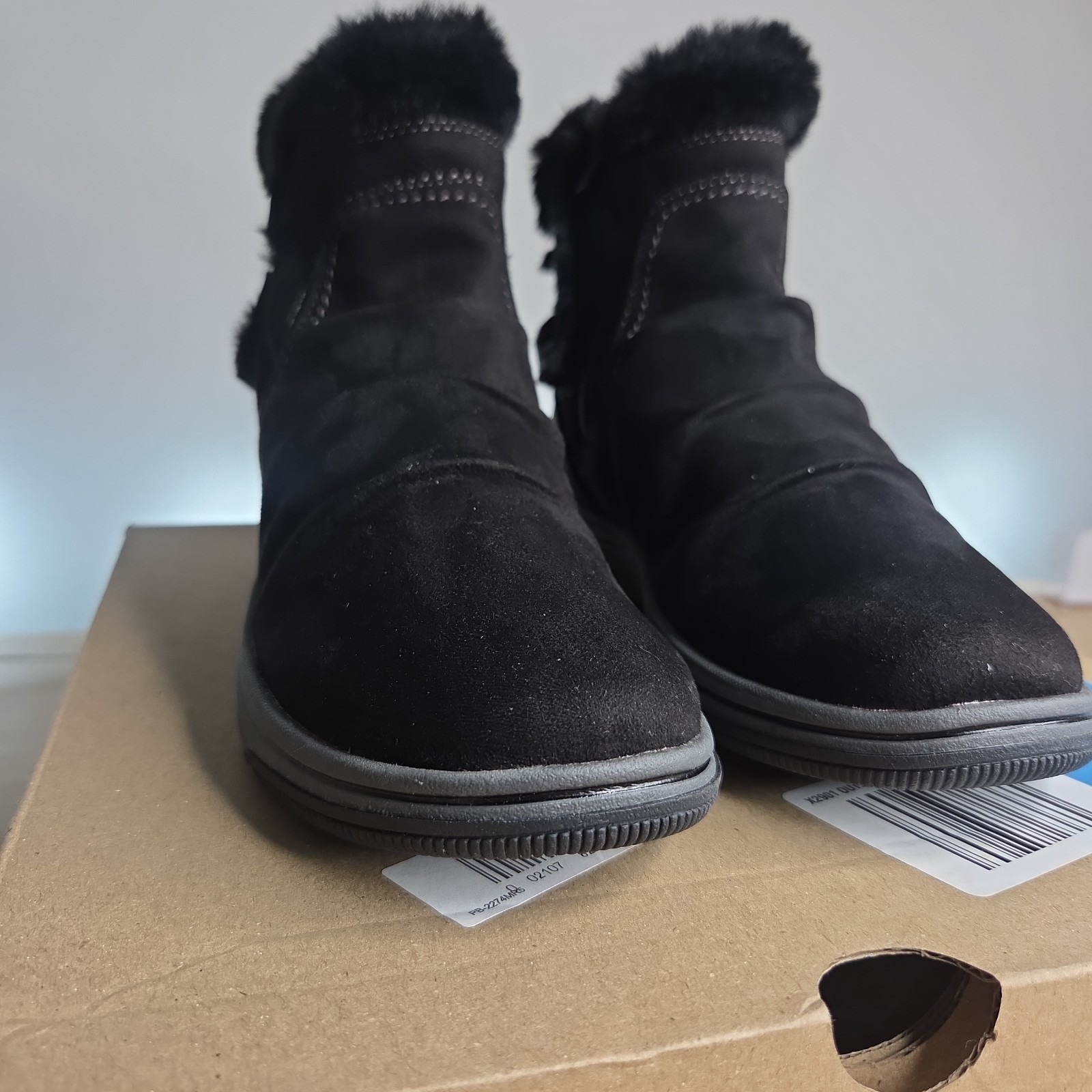 Clarks Cloudsteppers Breeze Cozy Black Noir Fall & Winter Boots Women’s Size 7.5