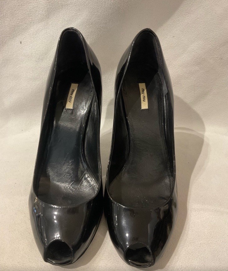 Miu Miu Black Patent Leather Peep Toe Stiletto Heels Size 7.5Excellent Condition