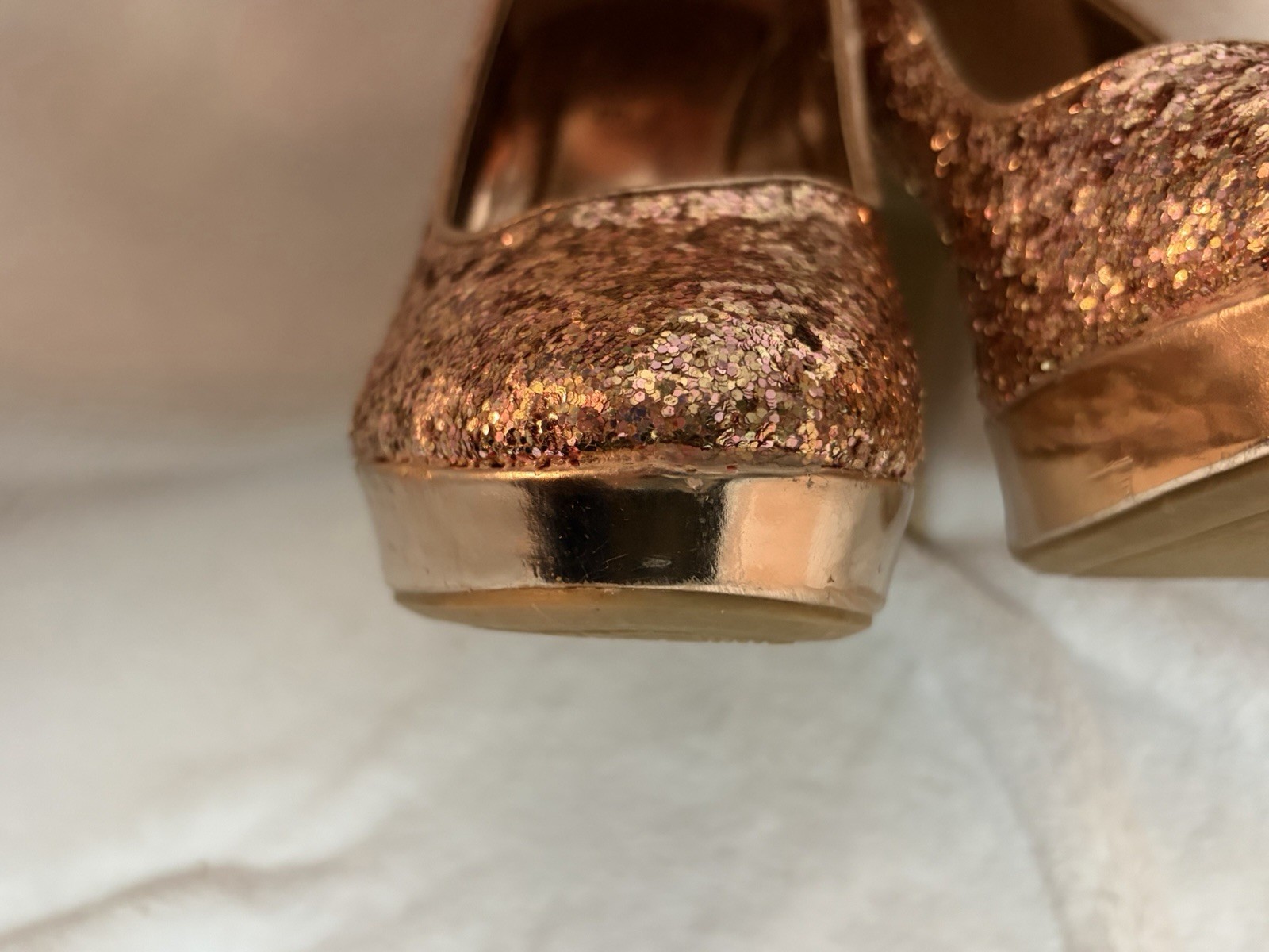 Gold Glitter Platform Pumps Women’s Size 8 Stiletto Heels Y2K Party Club Shoes