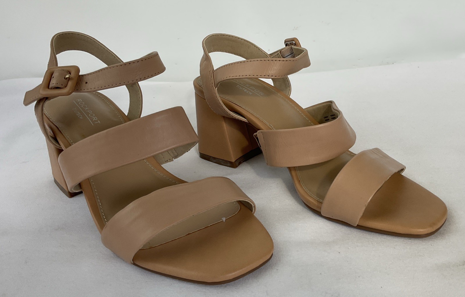 Rockport Farrah 3 Band Macadamia Size 6