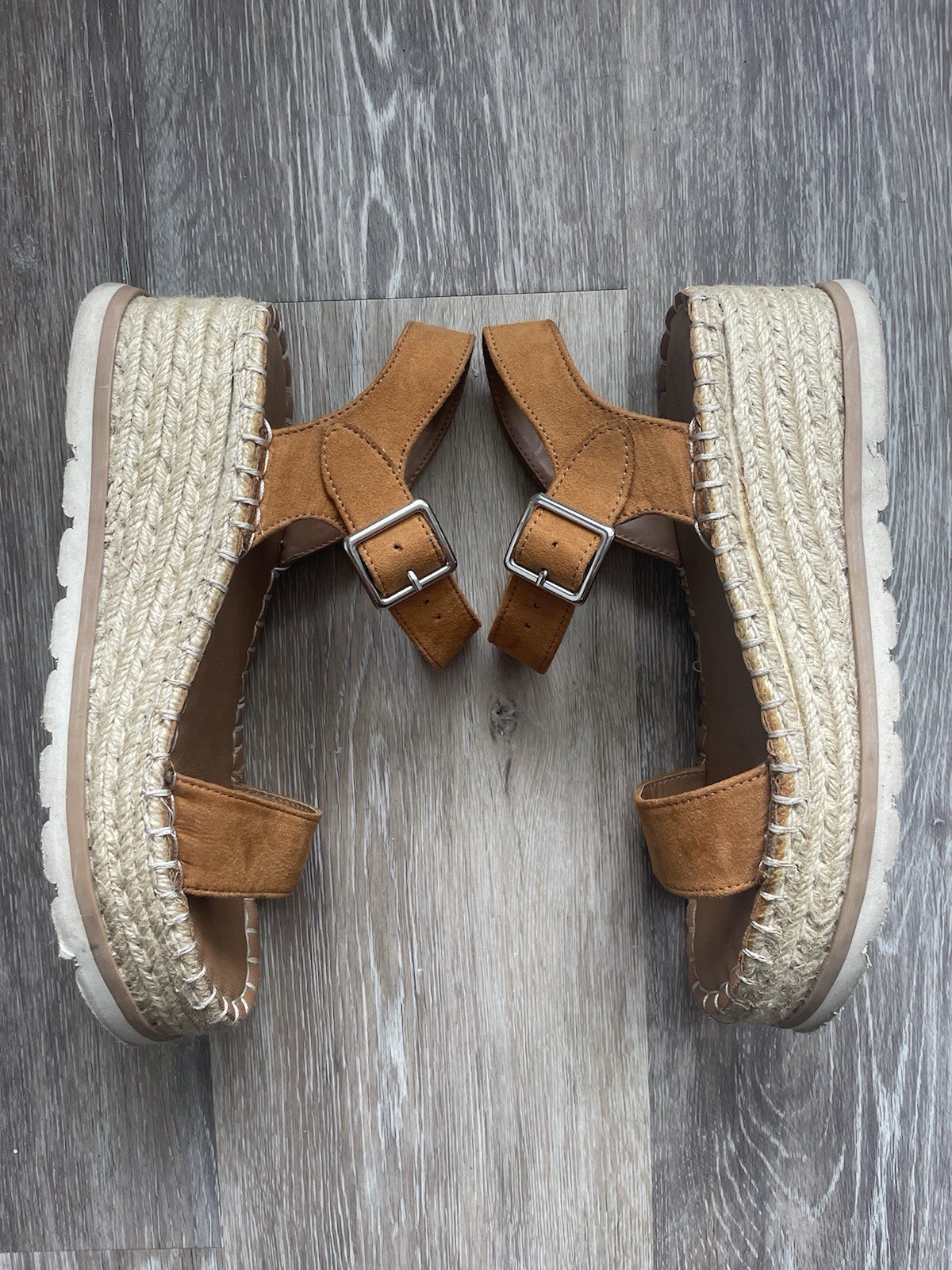 Universal Thread Women’s Brown Solid Espadrille Wedge Sandals Ankle Strap Buckle