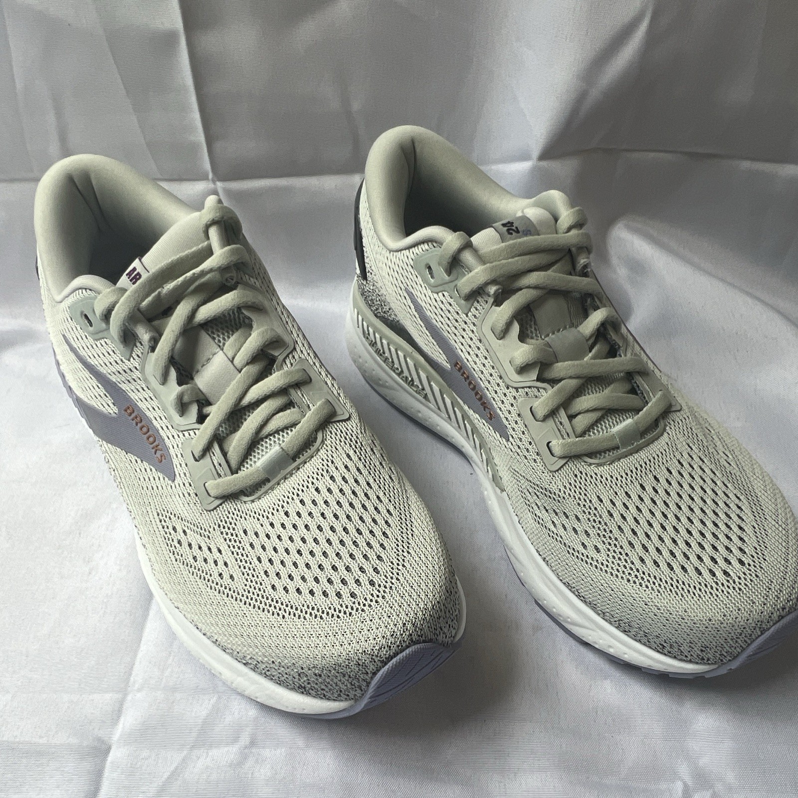 Brooks Ariel GTS 24 Mercury Ebony Lace Up Mesh Low Top Sneakers Women 9.5 med