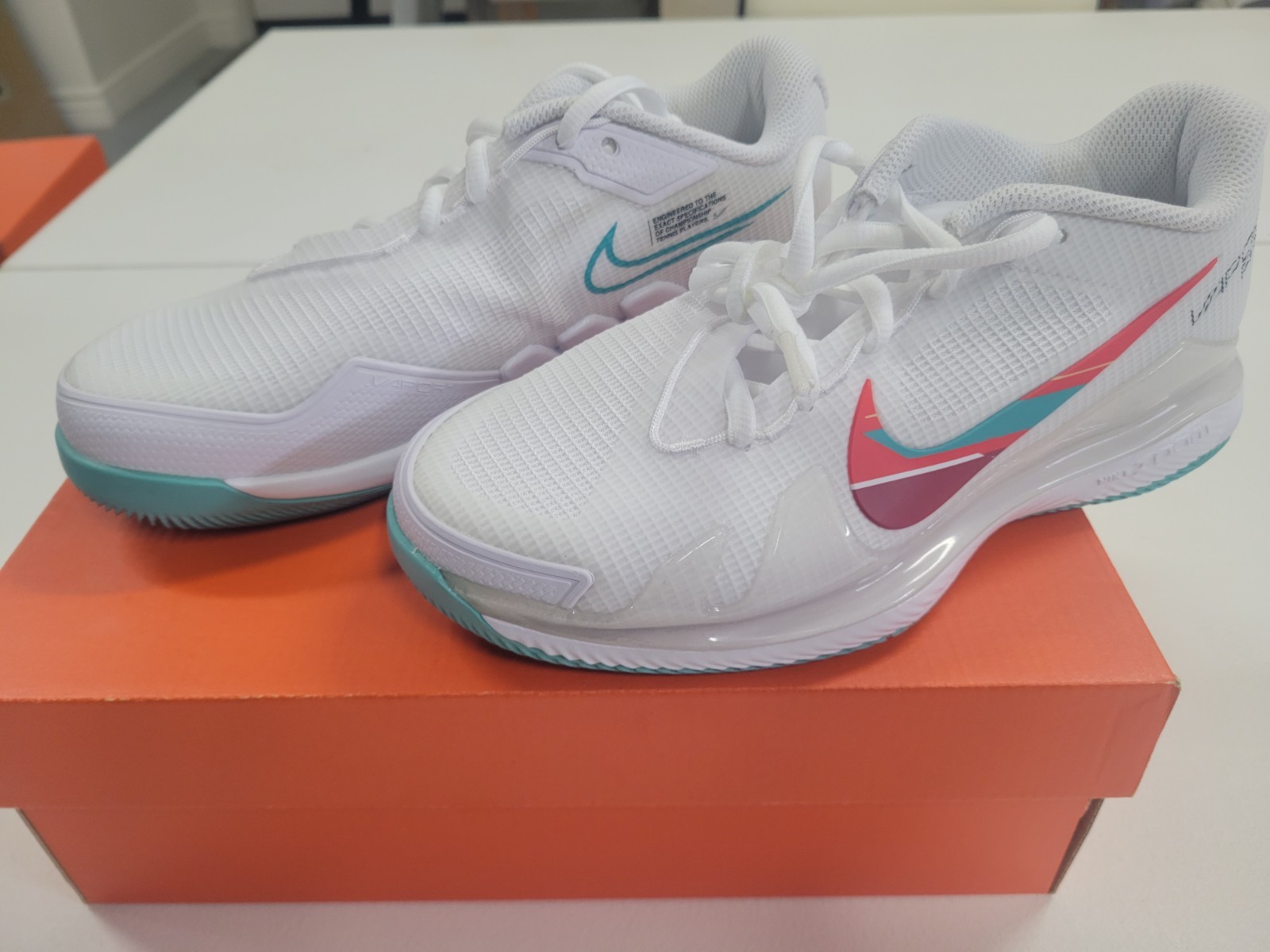 Size 6 – NikeCourt Air Zoom Vapor Pro White Habanero Red Washed Teal W