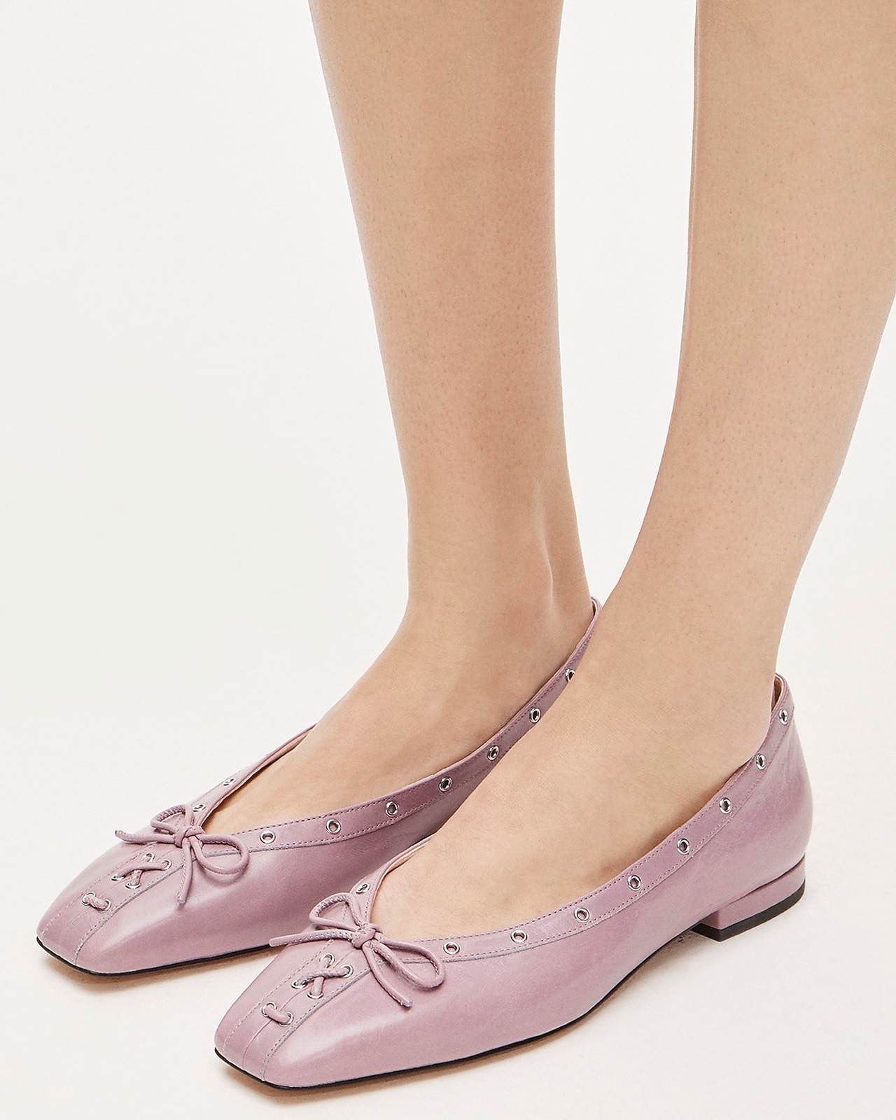 J.Crew Sz 7 Sophie Grommet Ballet Flats in Italian Leather Violet Mist Lavender