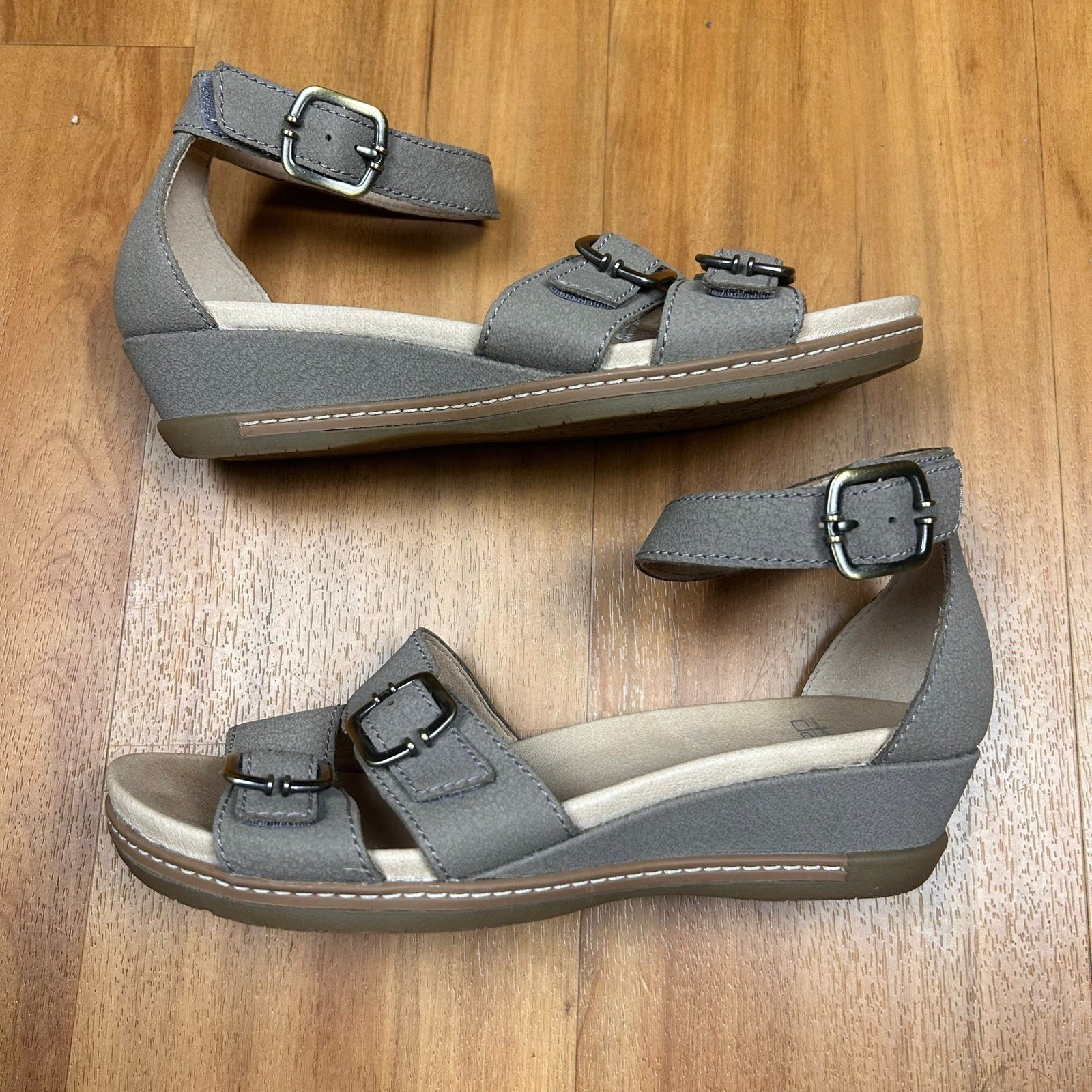 Dansko Gray Leather Wedge Sandals Womens Size EU 36 Ankle Strap Comfort