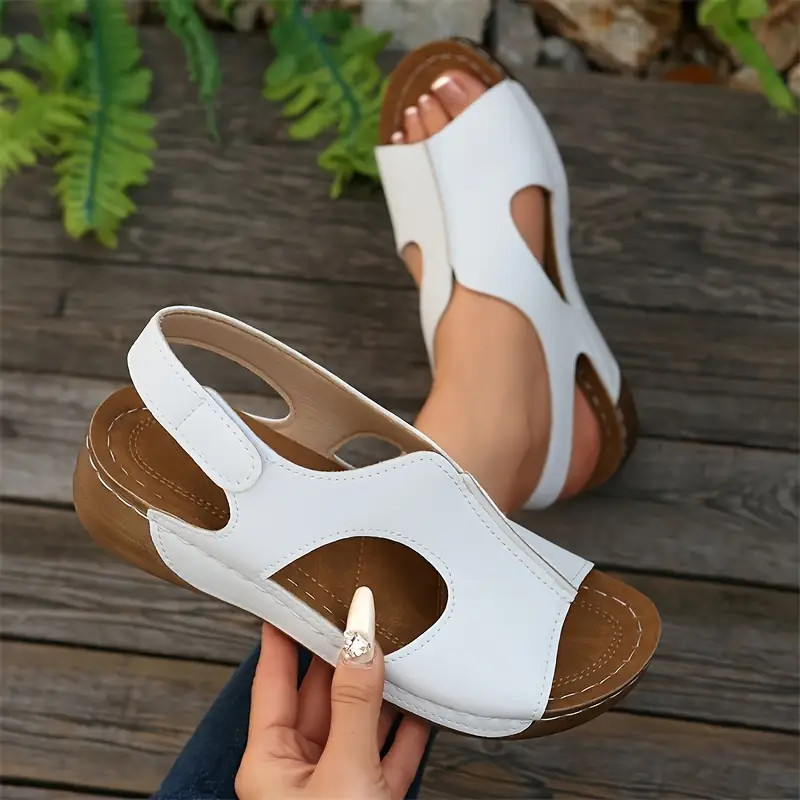 Slippers for Women Wearing Flip Flops for Summer, New Sandals for Women
