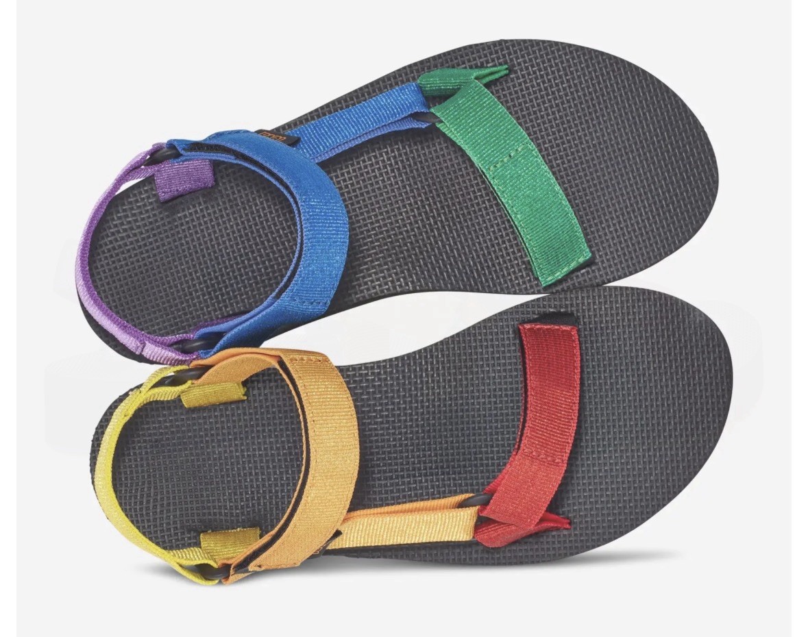 TEVA 1122011 Womens Sz 9 Midform Universal Pride Metallic Rainbow Sandals