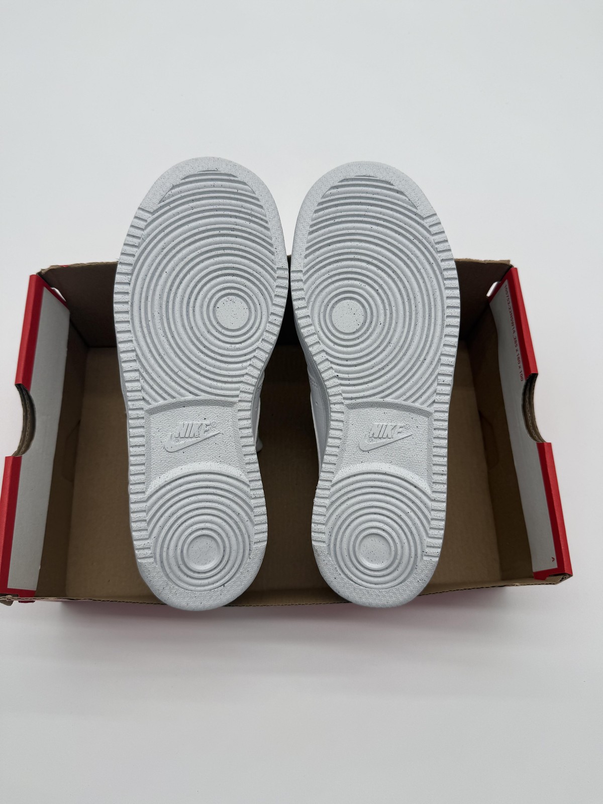 New Nike Court Vision Lo NN Shoes Women’s Size 5 White Sneakers DH3158 100
