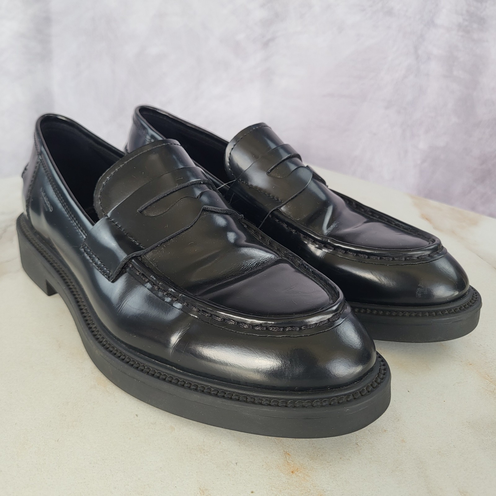 Vagabond Penny Loafers Size 40/10 Women’s