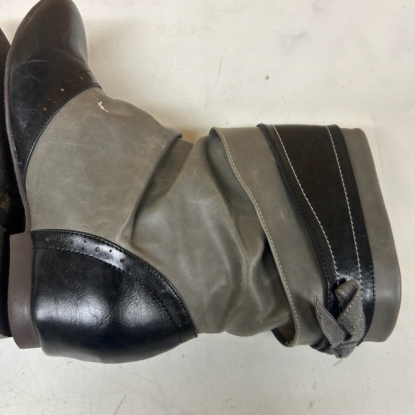 Women’s Short Boots Gray Black Size 24.0cm EEE Used