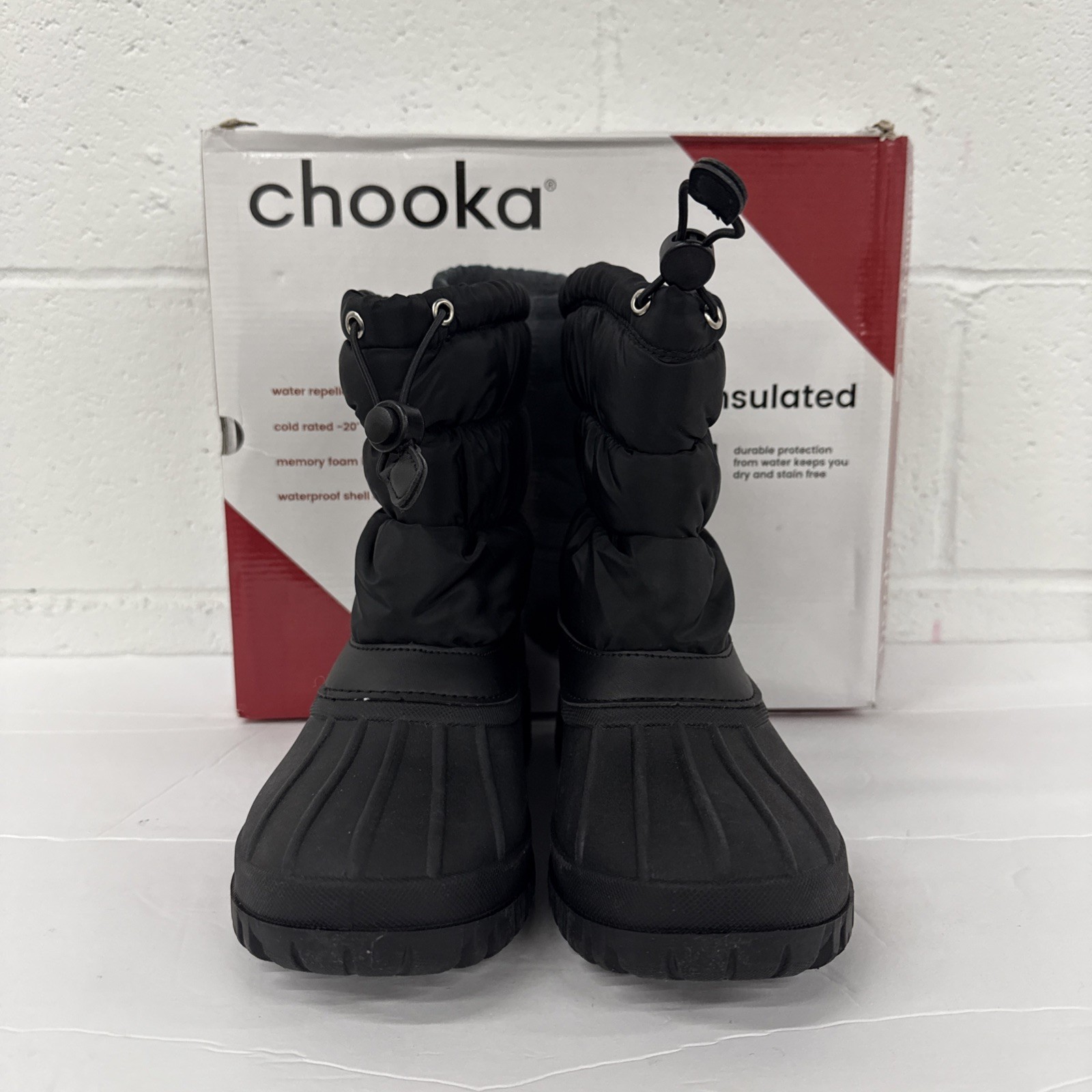 New in Box Chooka Women’s Size 7 Insulated Nylon Puffer Snow Boots Black