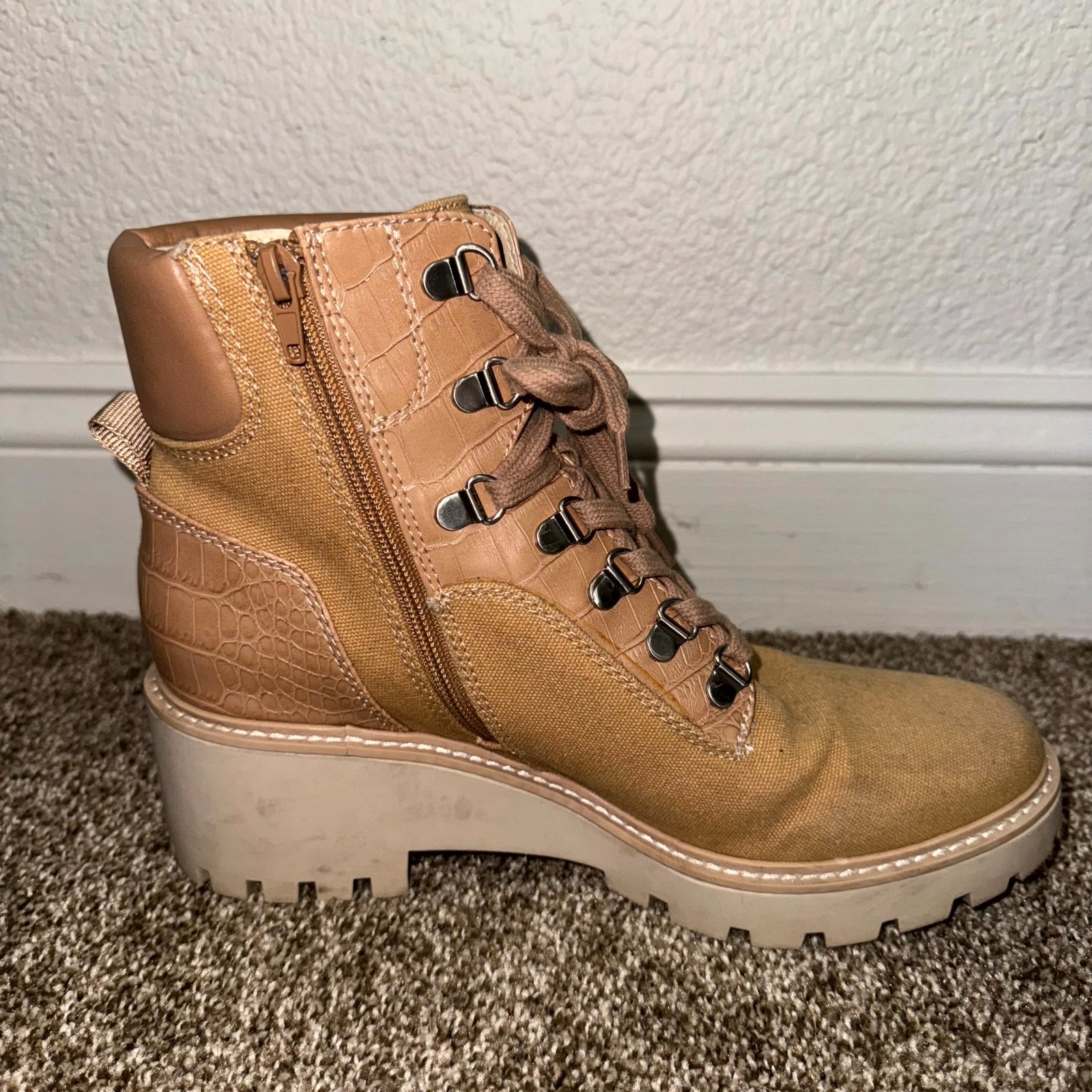 Dolce Vita Hank Combat Boots Womens 9.5 Brown Canvas Leather Side Zip Lug Sole