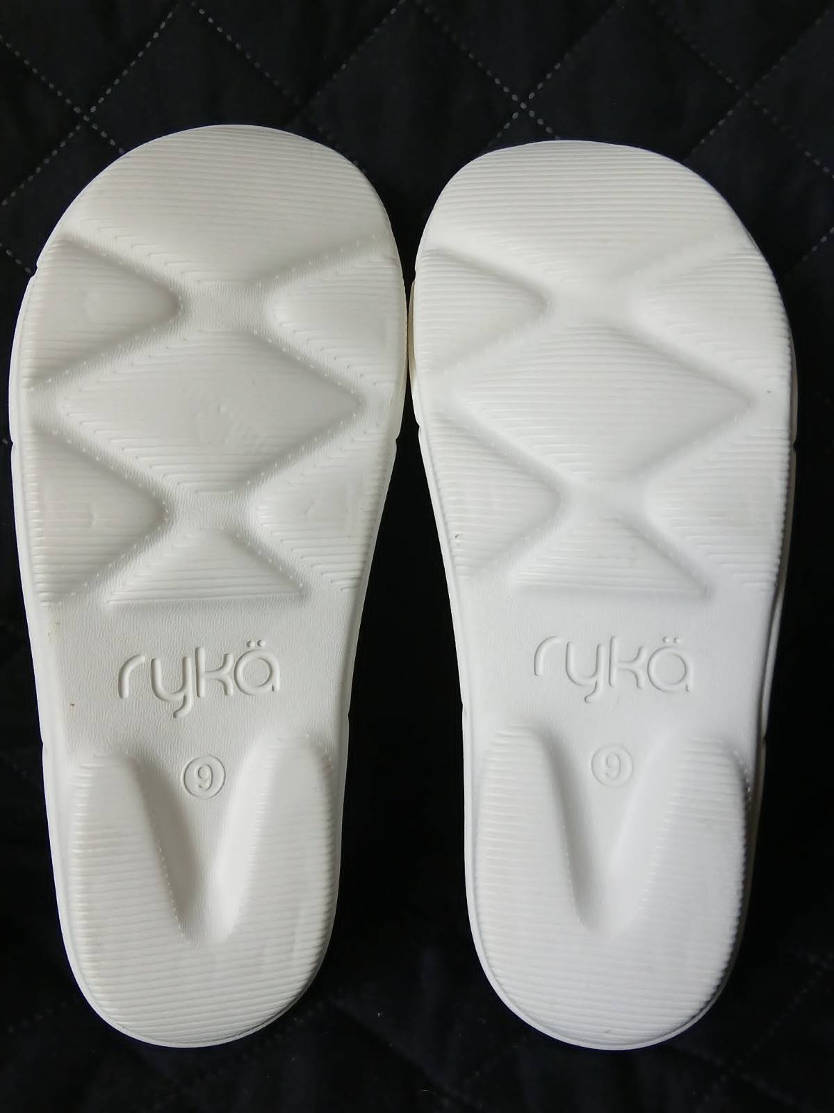 Ryka Ultimate Recovery Molded Slide Sandals Restore Slide White