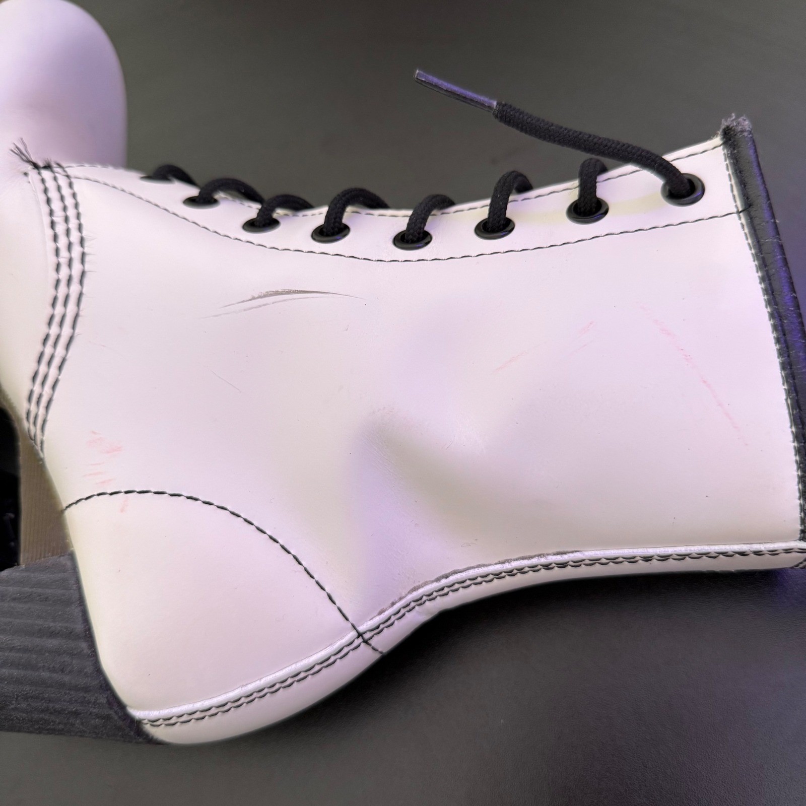 Dr Martens Darcie Heels White Leather Lace Up Boots Size 7 Statement Chunky