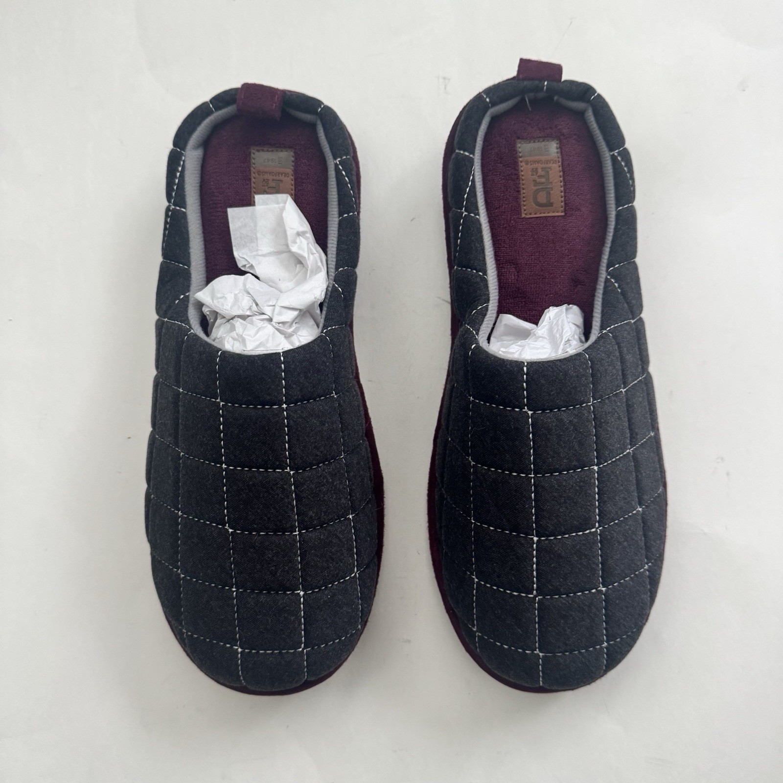Dearfoams Quilted Clog Slippers Men M 9-10 Charcoal Grey Maroon House Shoes