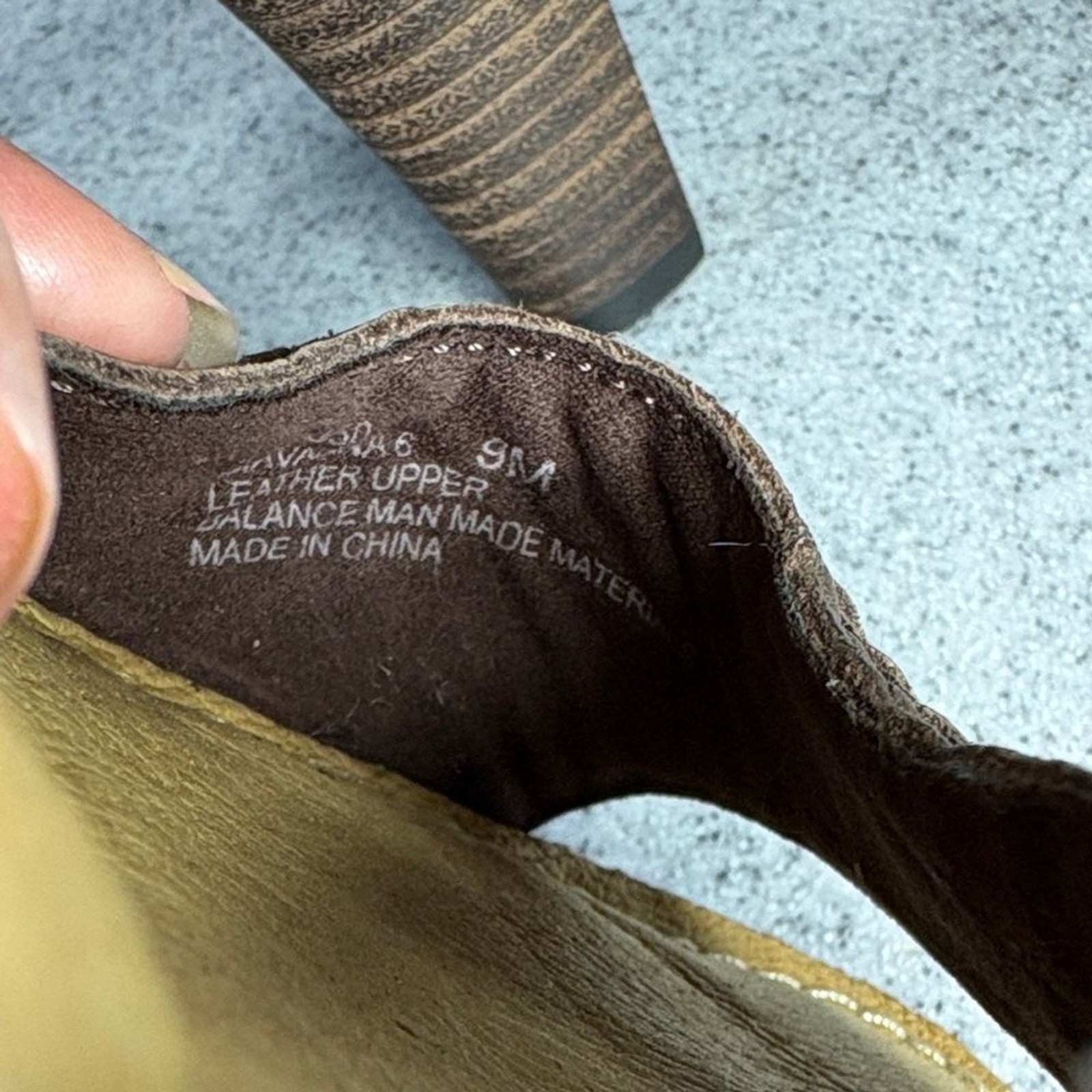 Adam Tucker me too Brown High Heel Sandals padded sole.‎ Stacked heel fc5