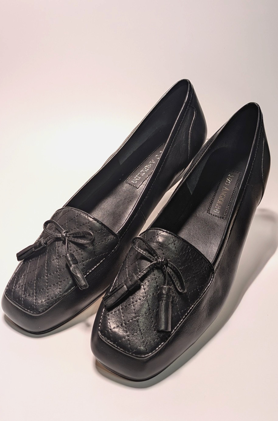 Enzo Angiolini “Lizzia” Black Leather Quilted Flat loafer Women’s Size 7M New