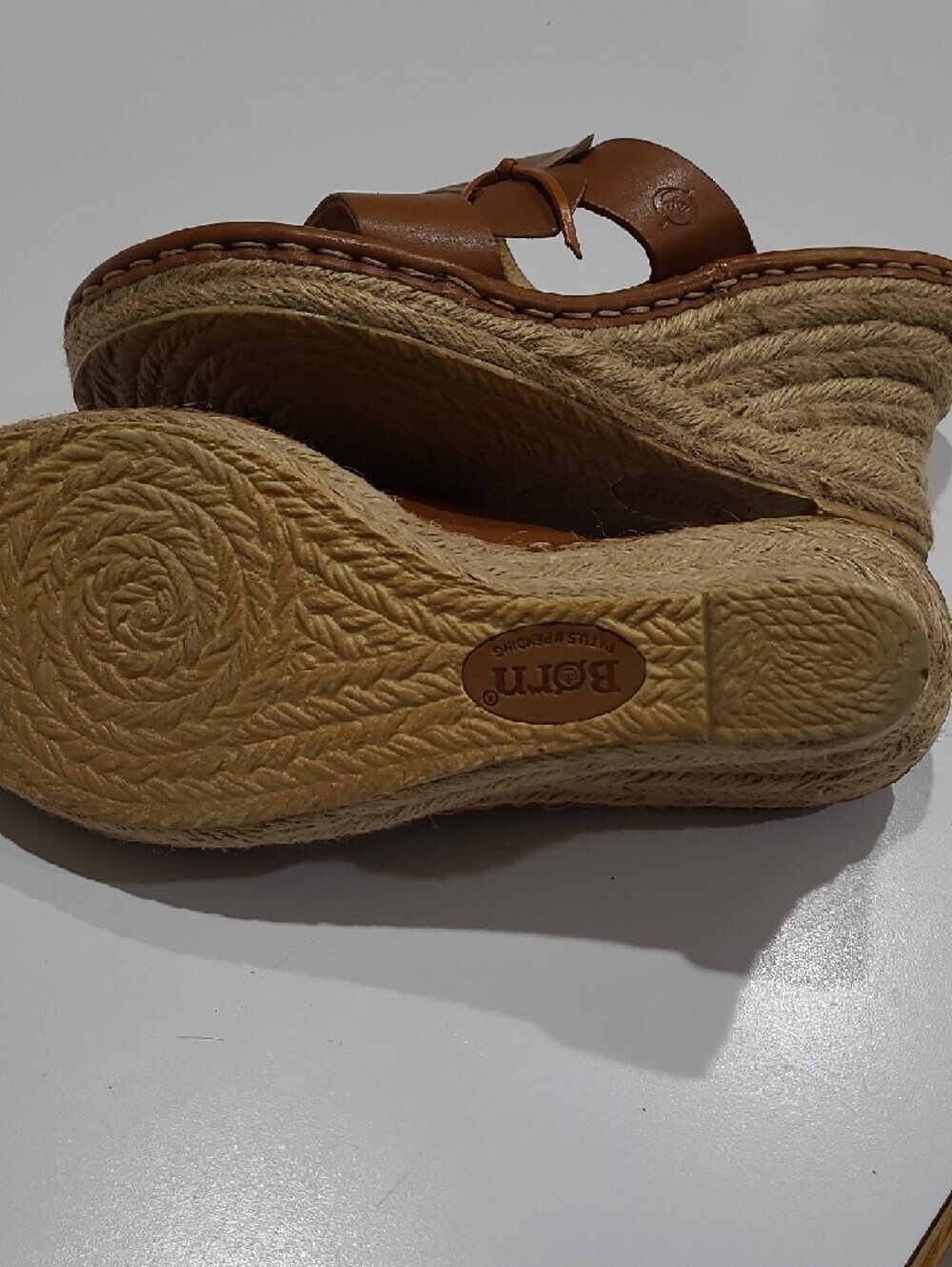 Born Drilles Leather Slide Wedge Sandals in Brown – Size 8 (39 EU)