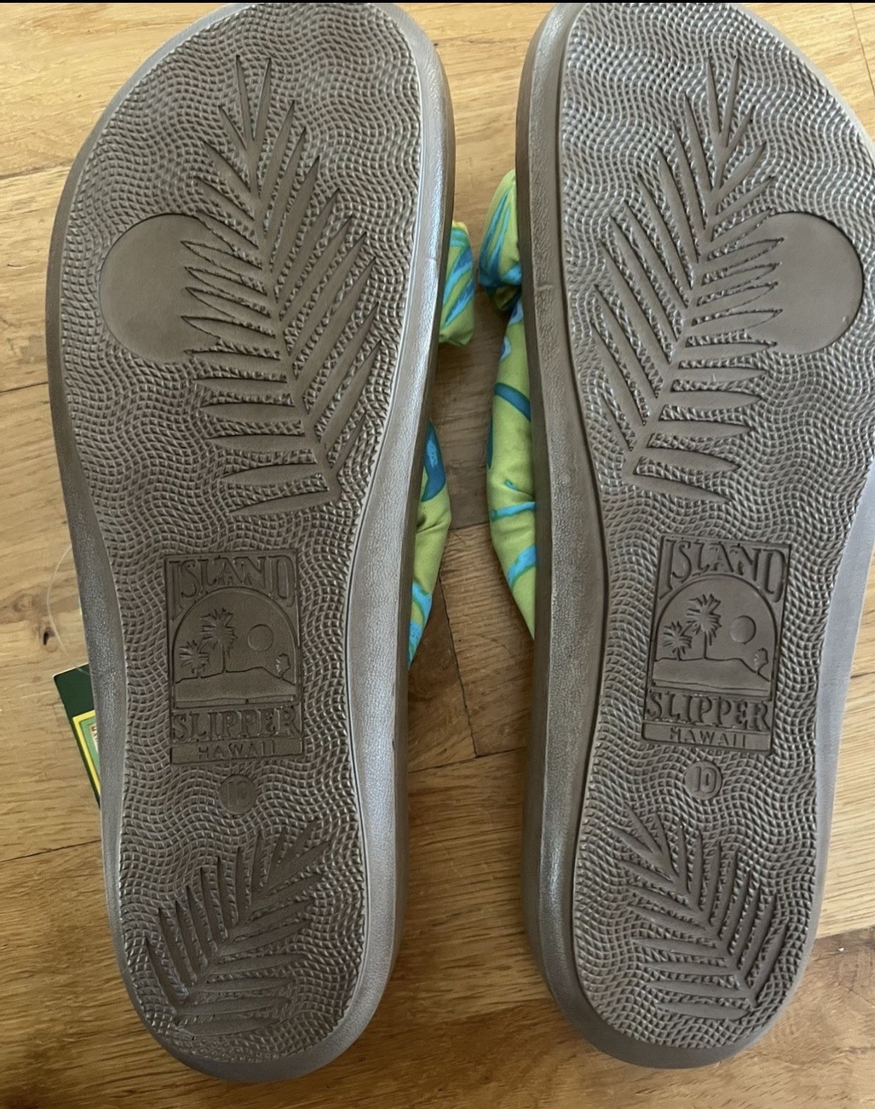 NEW! Island Slippers Hawaii Fabric Puff Slide Flat Paradise Women’s size 10