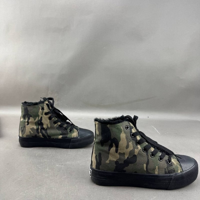 Mudd Womens Camo Shoes Beyley High Top Sneakers Size 8