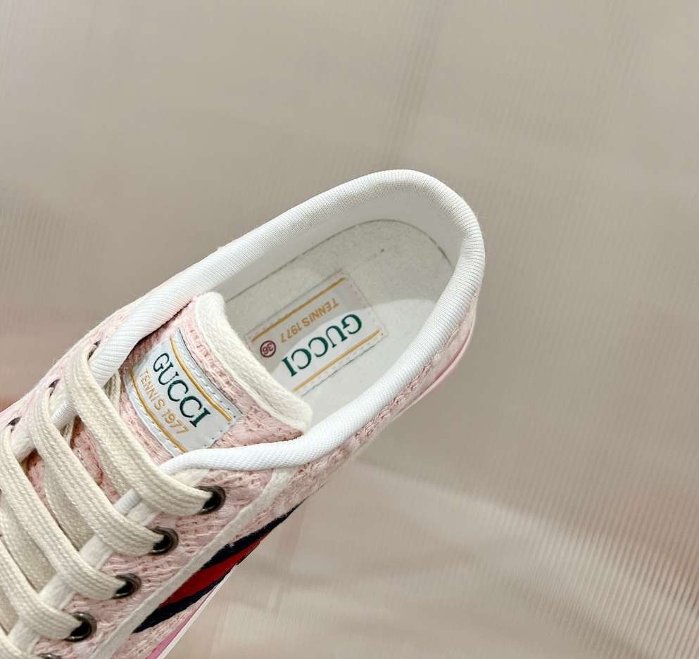 Brand-new boxed Arrival Guccitennis 1977pink ladies’canvas shoes