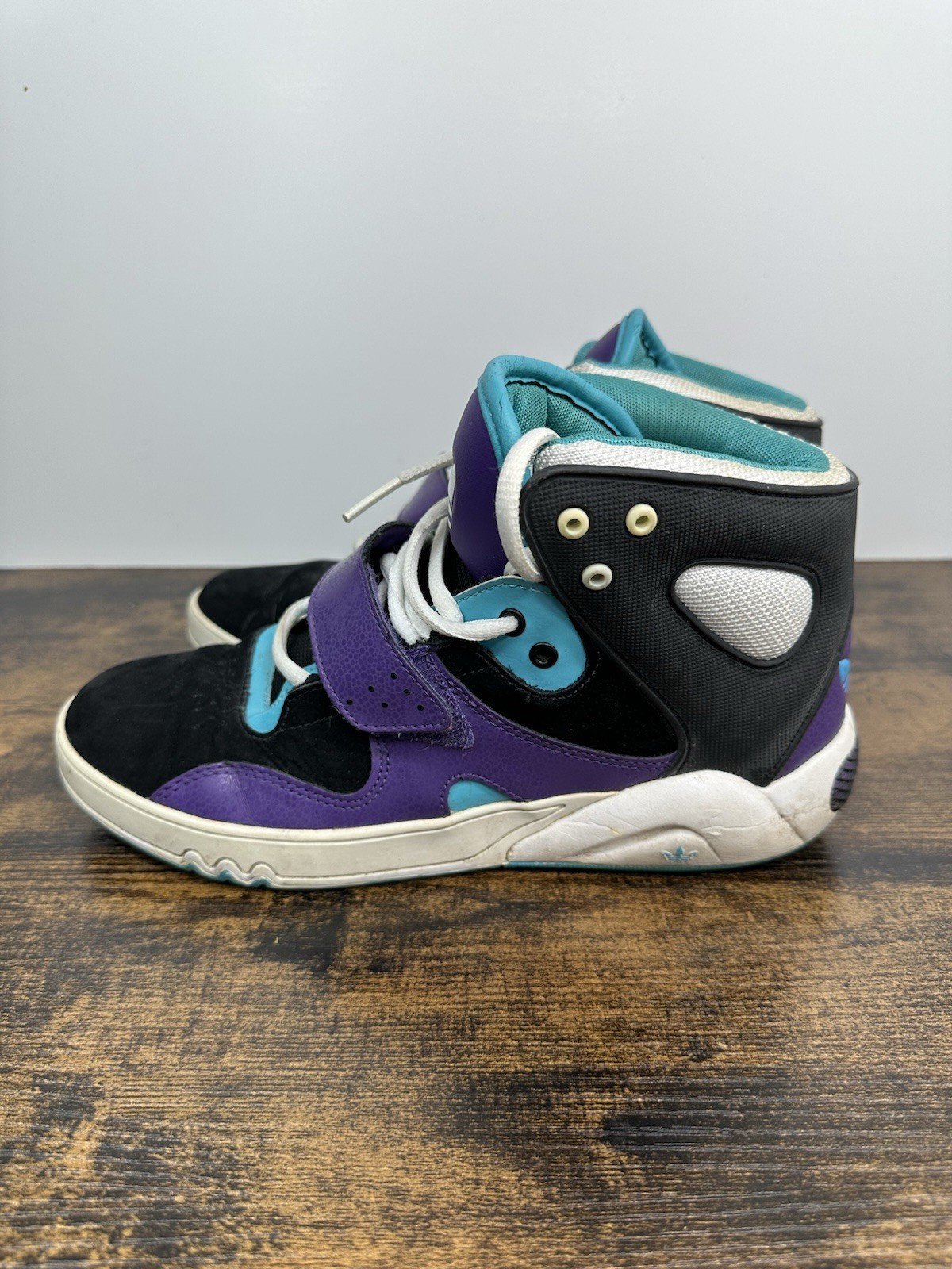 Adidas Women’s Sneakers Shoes Hi-Top Size 7.5 G48492 Black/Purple/Teal