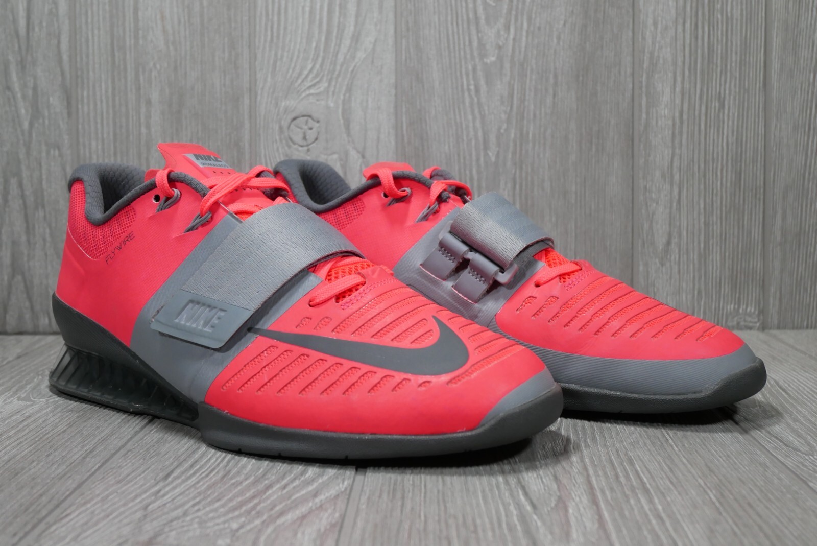 (Excellent Condition) Nike Romaleos 3 Womens 11 Mens 9.5 Pink Shoes 878557-600