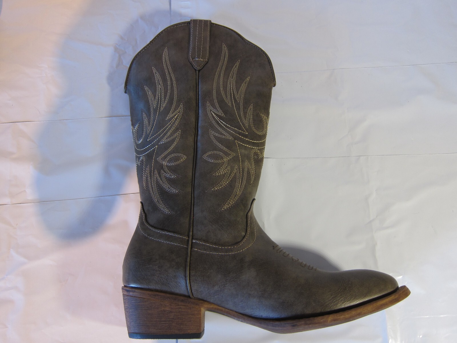 Womens Cowgirl Boots gray Size 7 Silver Canyon Boot Company New in box