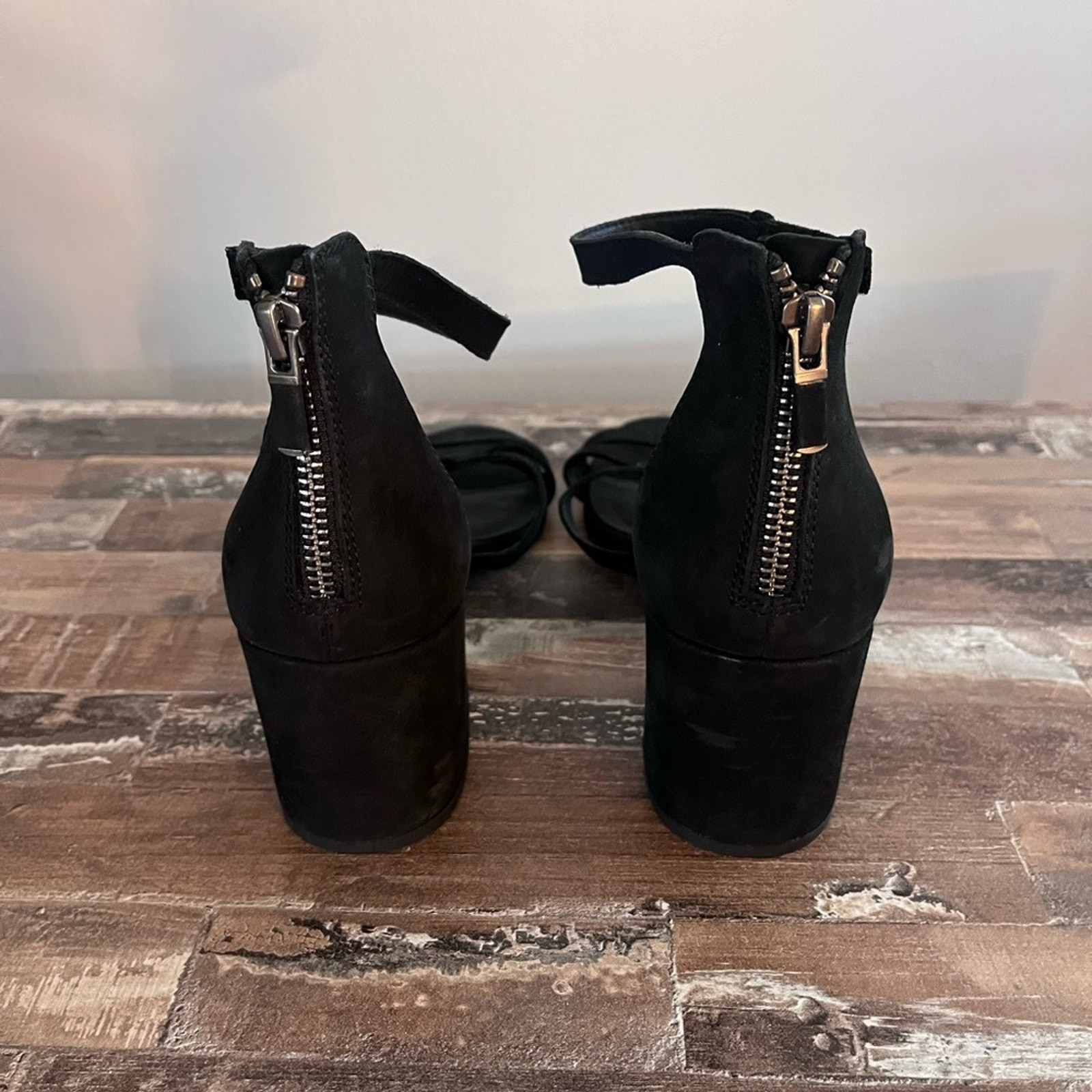 Eileen Fisher Black Jazzy Heeled Sandals Ankle Strap Women Sz 8 Zipper Hook Loop