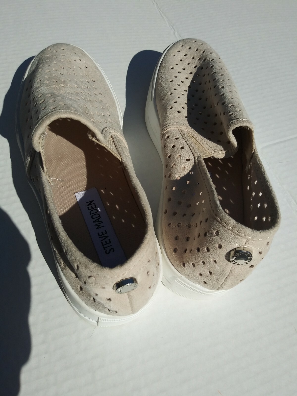 Steve Madden Owey perforated slip-on sneaker (Different Sizes – Left 7, Right 8)