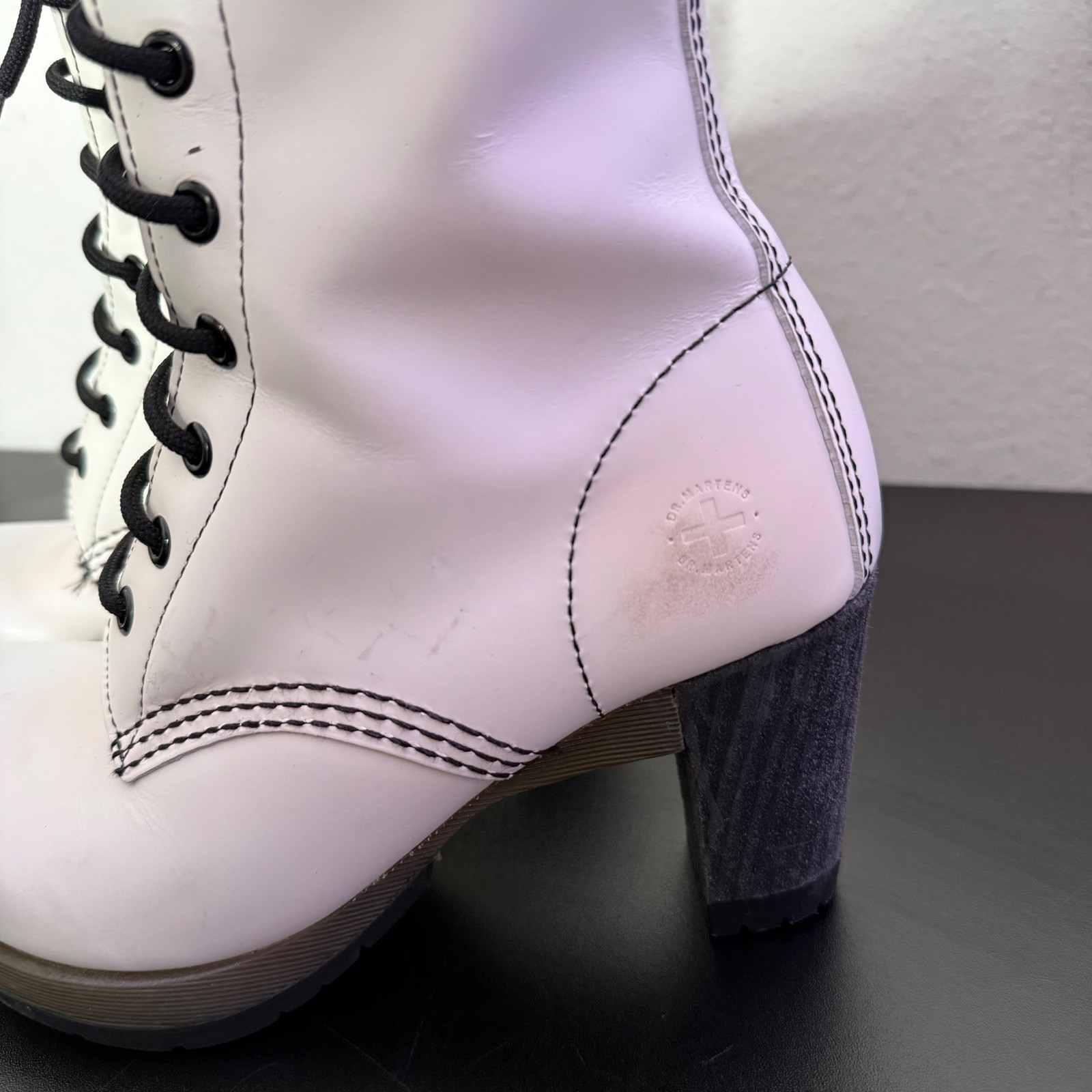 Dr Martens Darcie Heels White Leather Lace Up Boots Size 7 Statement Chunky