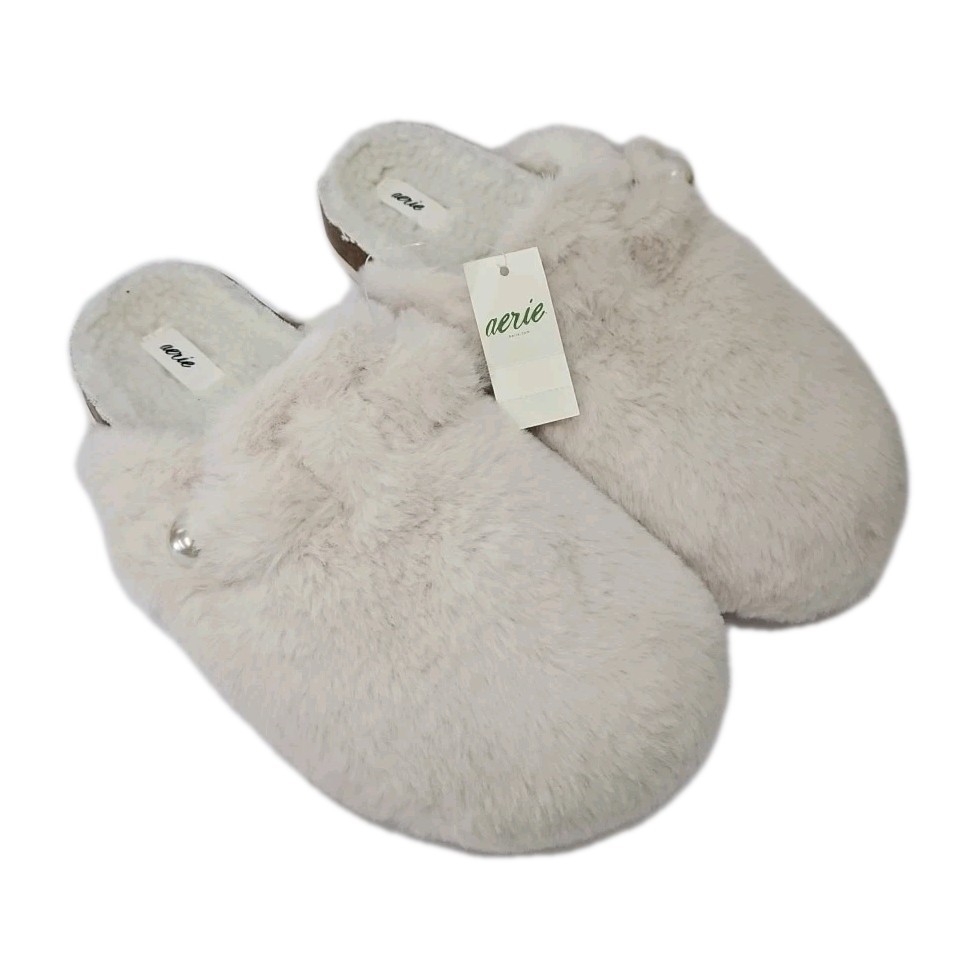 Aerie Slide On Slippers Sz 7 Ivory White Faux Fur Pearl Cozy Comfy NWT Nice Gift