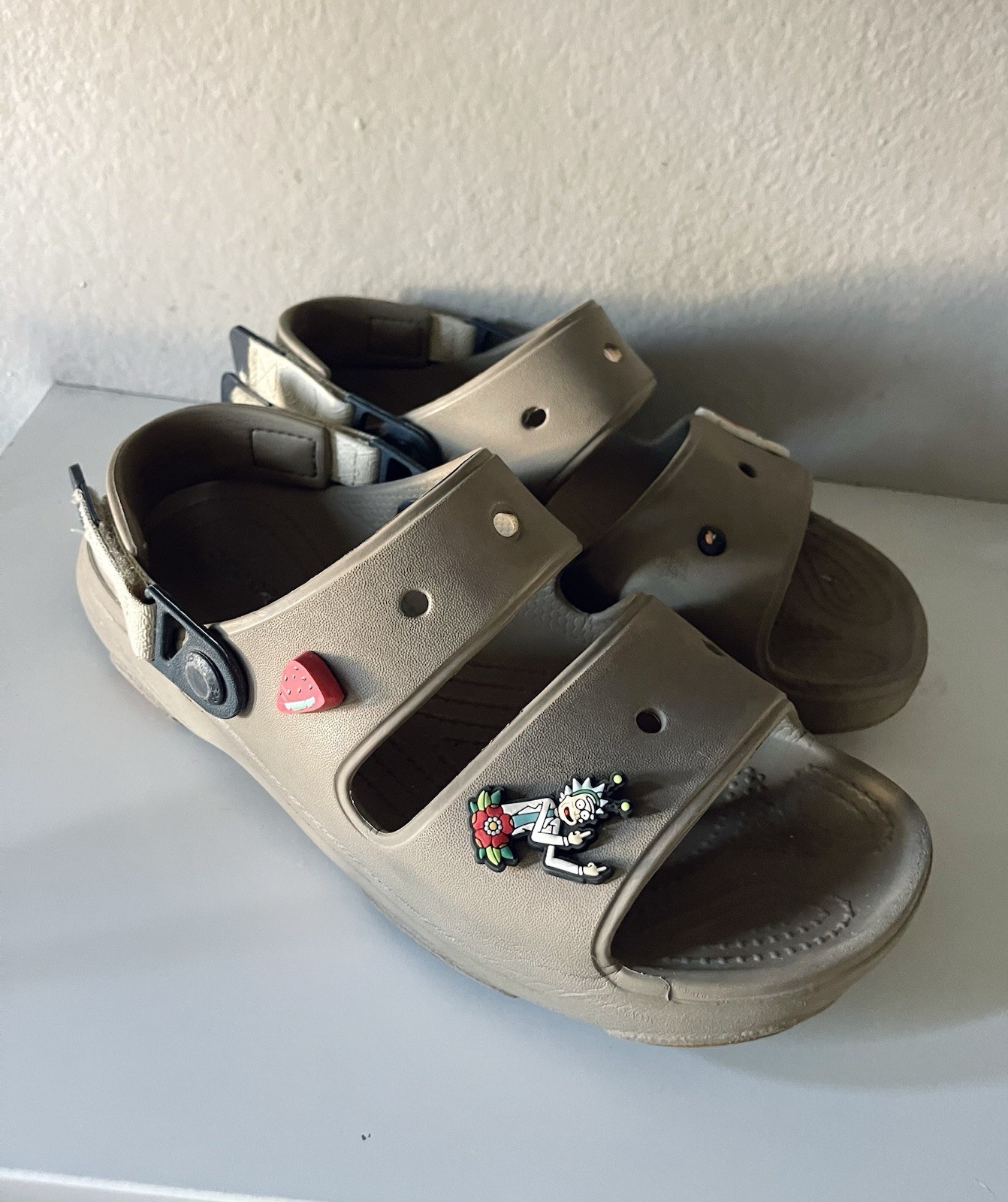 Crocs Unisex-Adult Classic All Terrain Sandals W8 M6 Tan Outdoors Casual