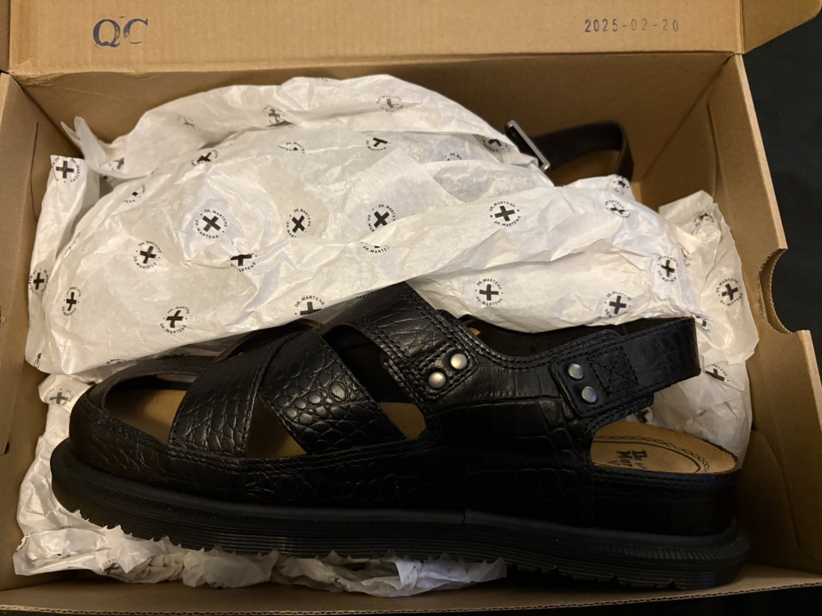 Dr. Martens Archive Sandal Fisherman Crocodile Analine Leather Brown EU 42 US 10