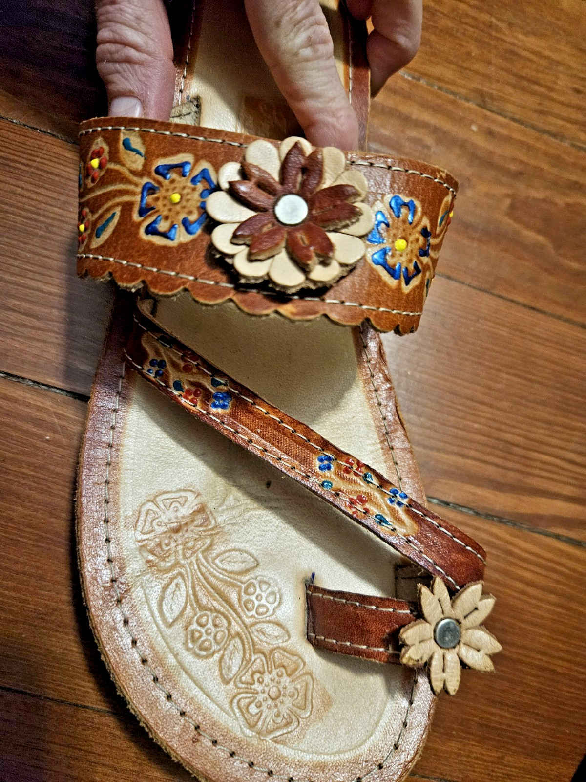 Size 9 * Handmade Leather Huarache Sandals * Toe Ring * Comfortable