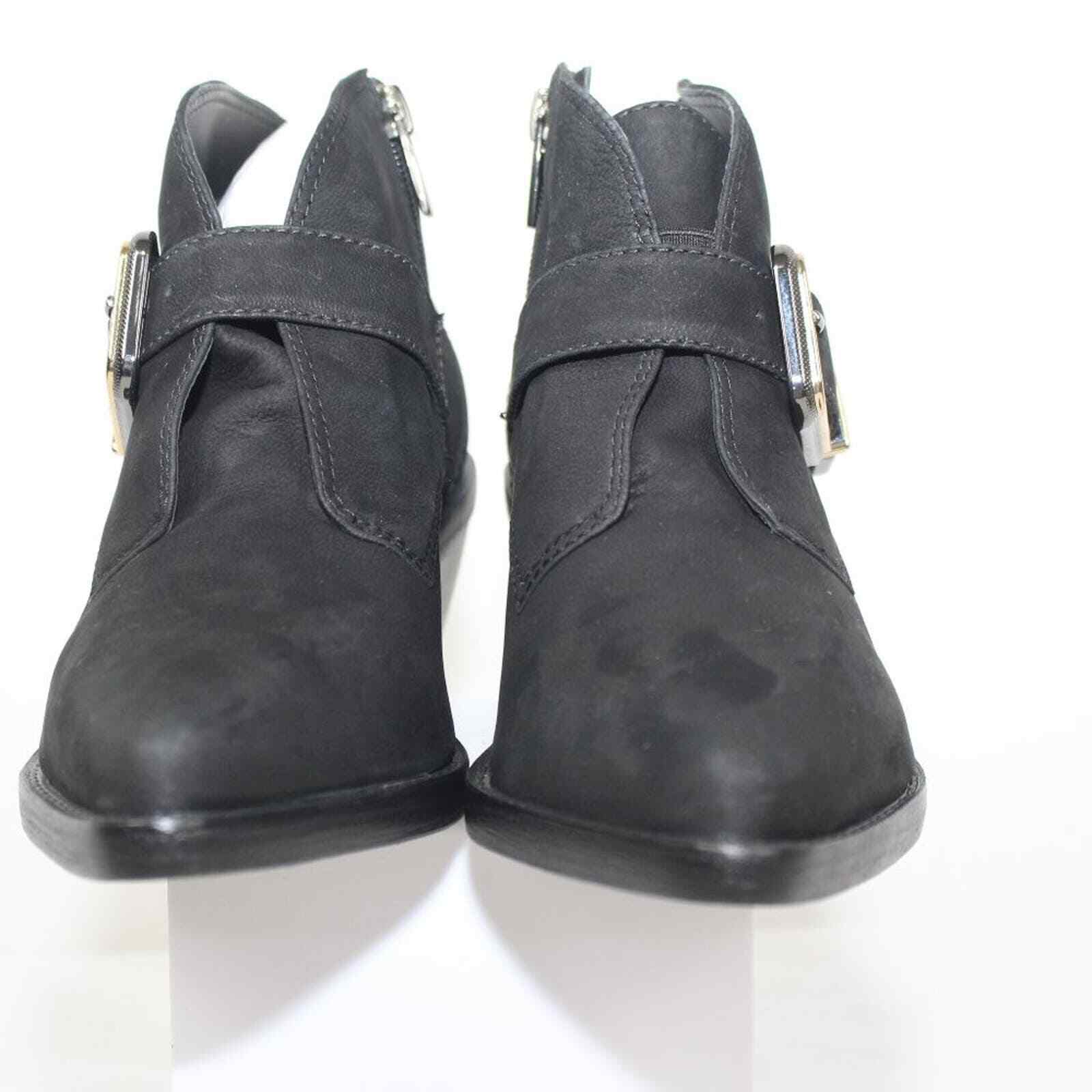 VINCE CAMUTO