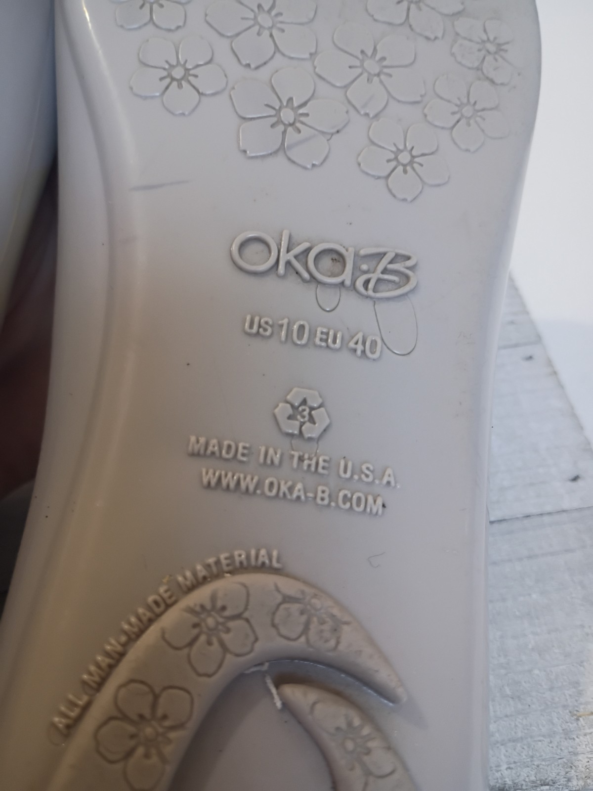 OKA b. Gloss Size 10 Taupe Ballet Flats with Teal Insole Minimalist Neutral